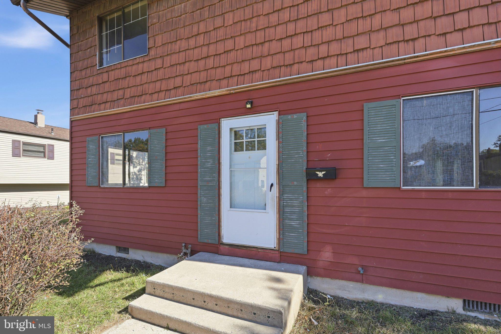 336 CARSON AVENUE