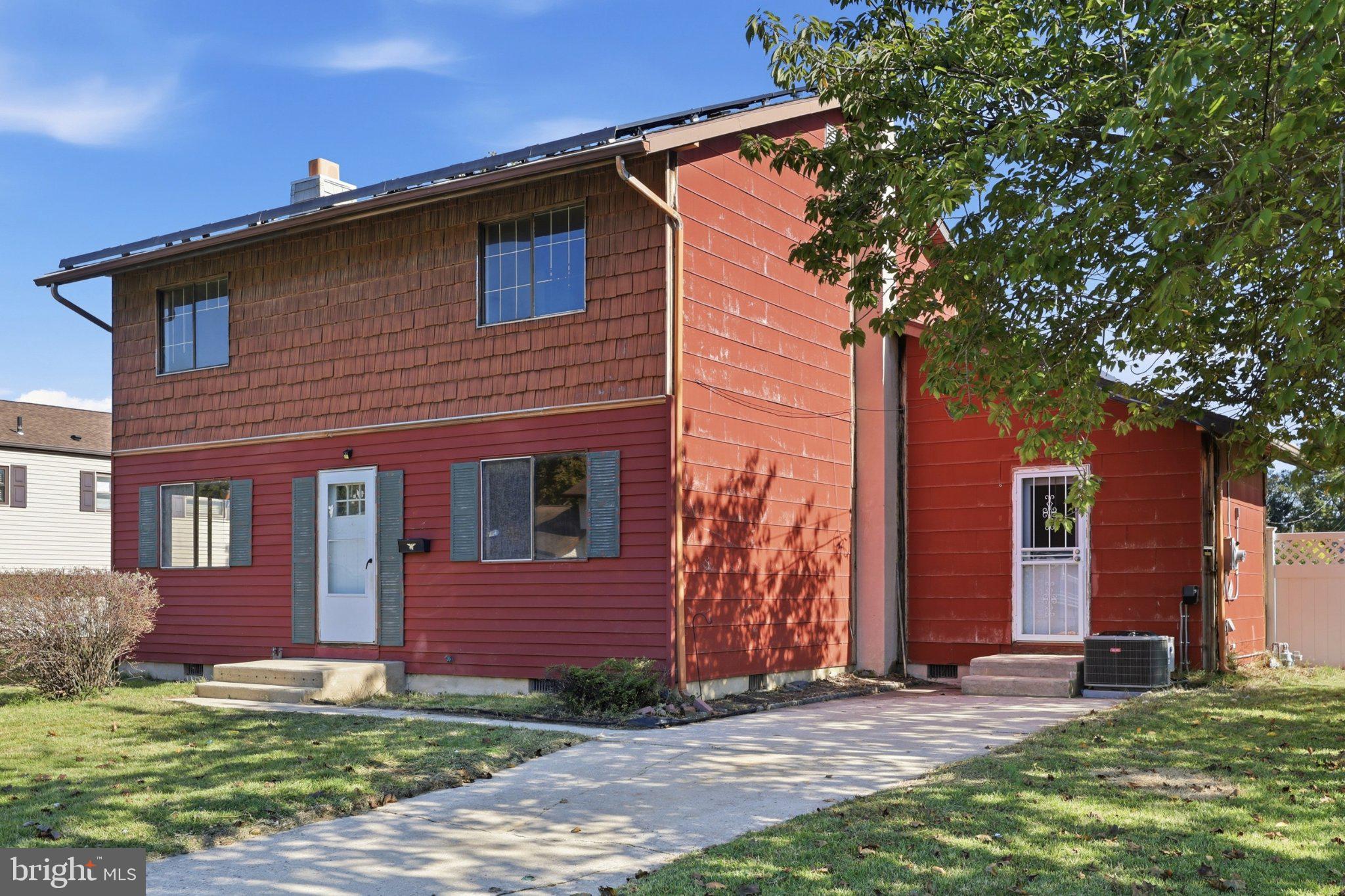 336 CARSON AVENUE