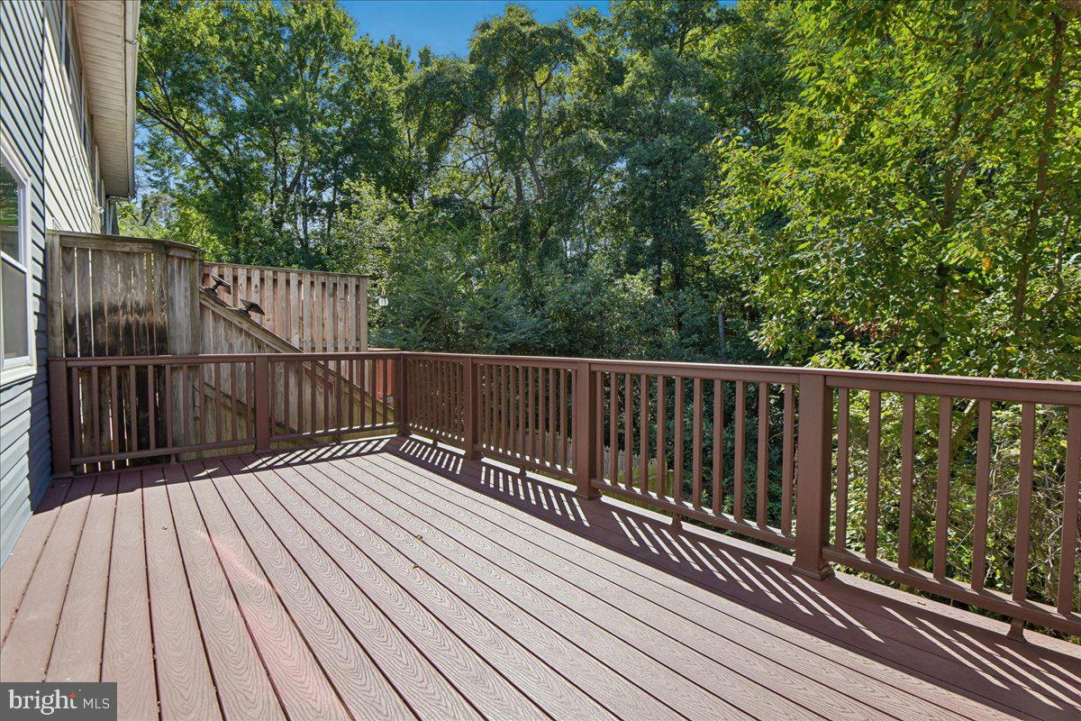 582 VALLEYWOOD ROAD