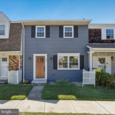 Condo For Sale - 582 Valleywood Road<br/> Anne Arundel County, MILLERSVILLE, MD 21108