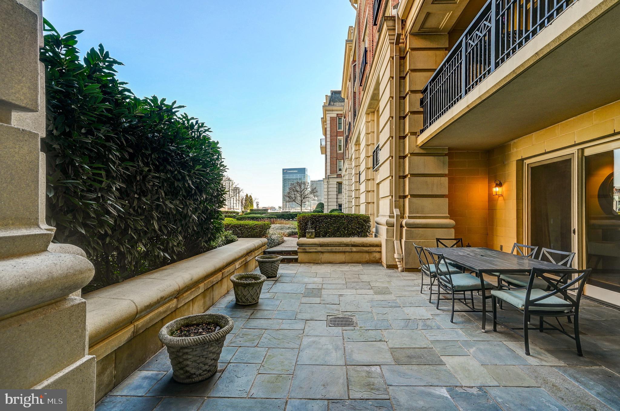INNER HARBOR - Residential