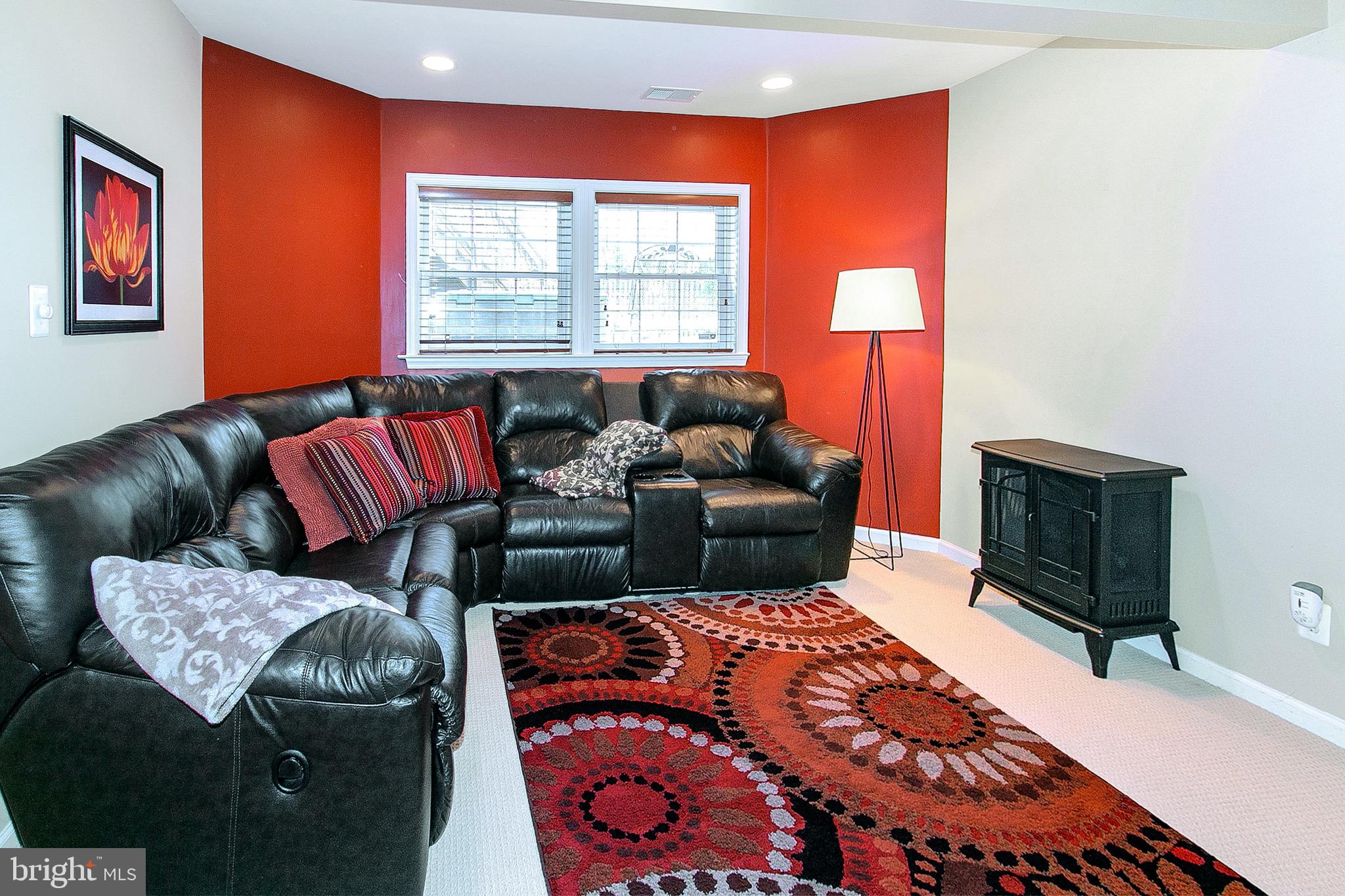 MAPLE HILL ESTATES - Residential