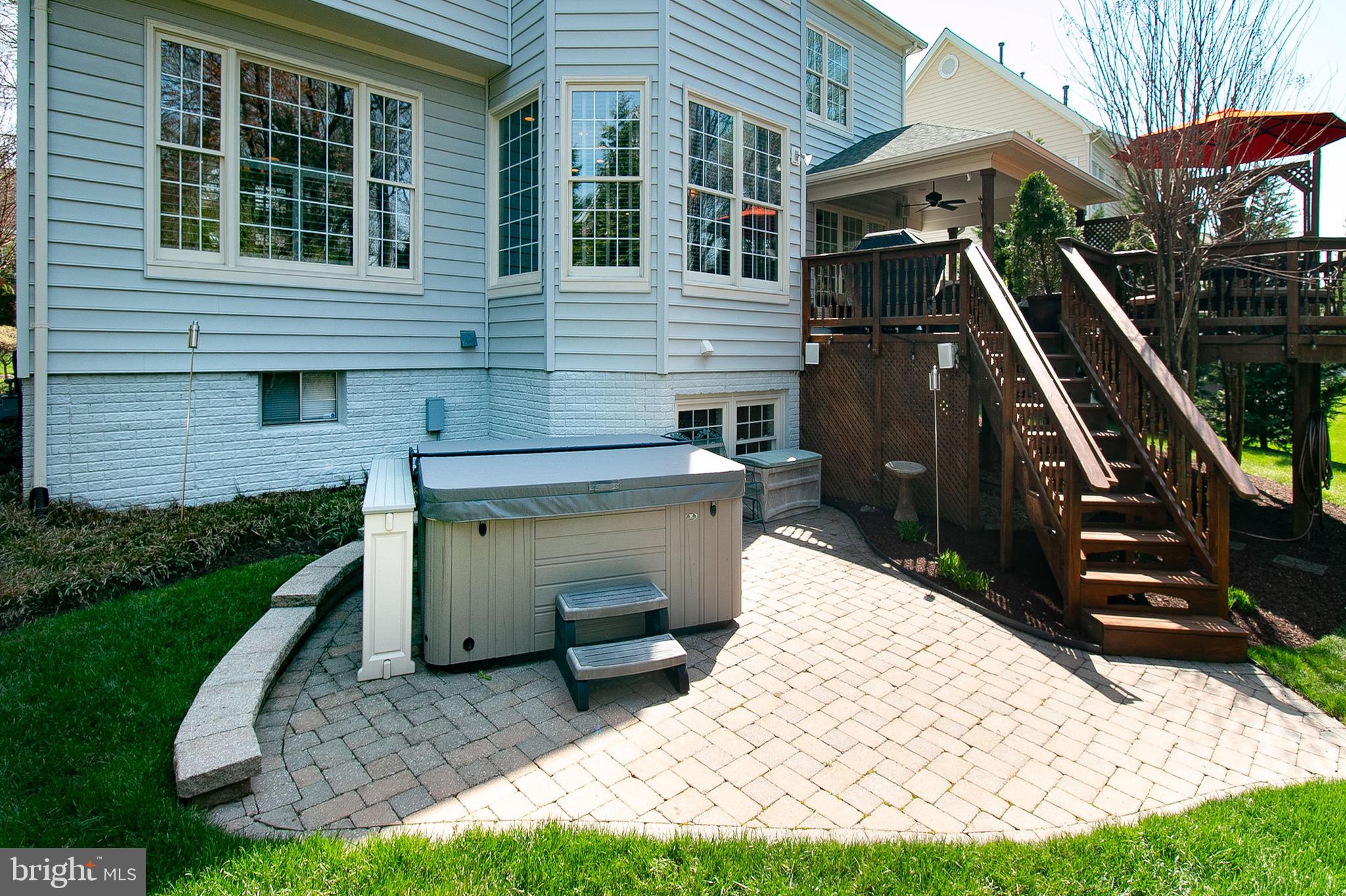 MAPLE HILL ESTATES - Residential