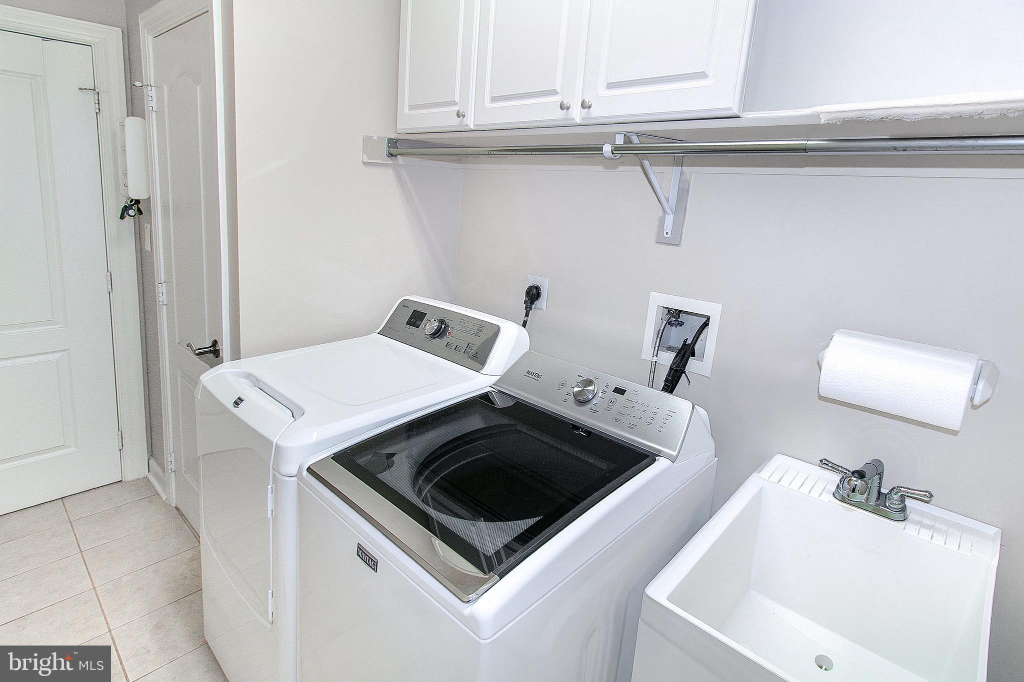 MAPLE HILL ESTATES - Residential