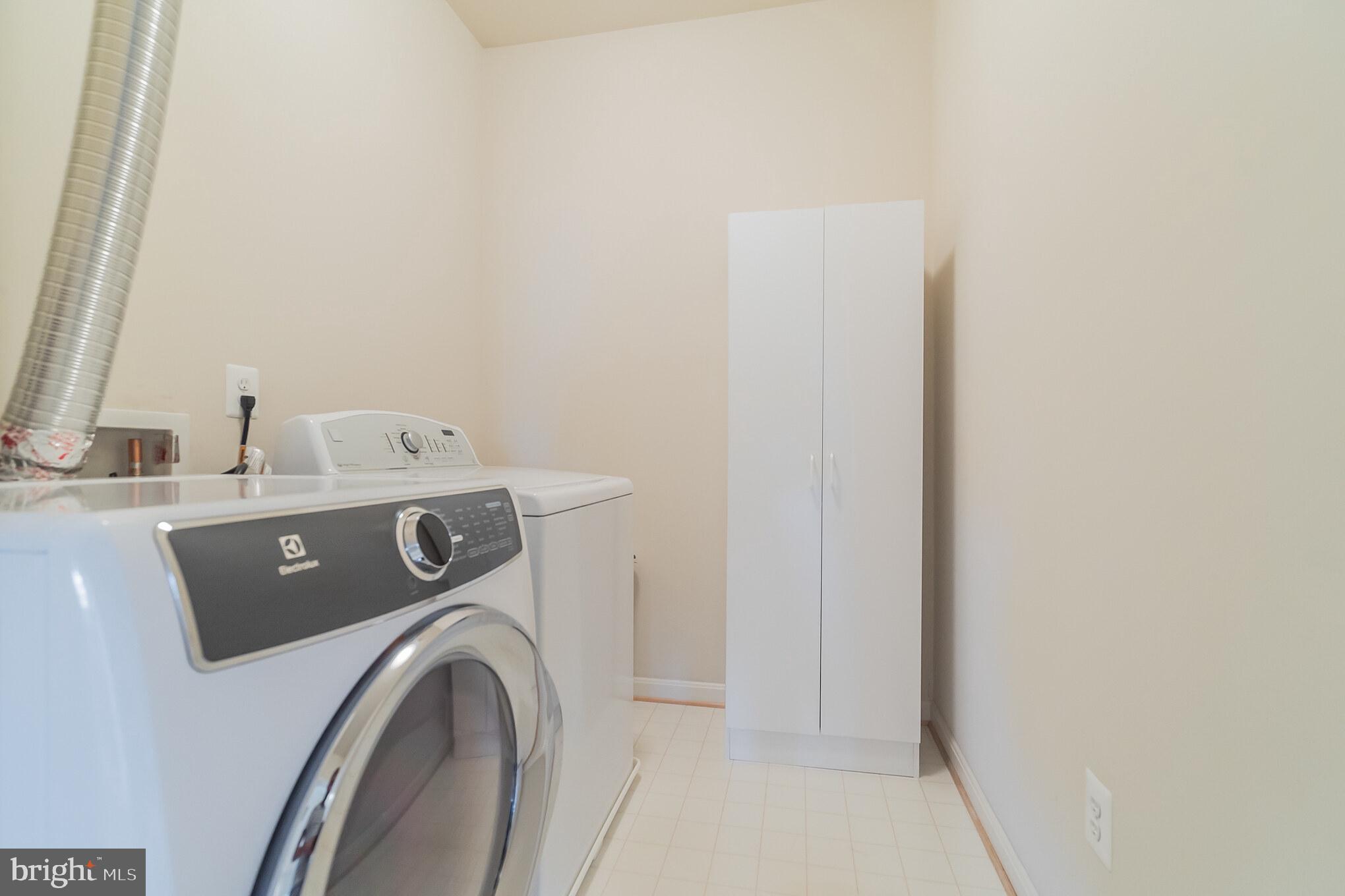 PEMBROOKE/VICTORY LAKES - Residential