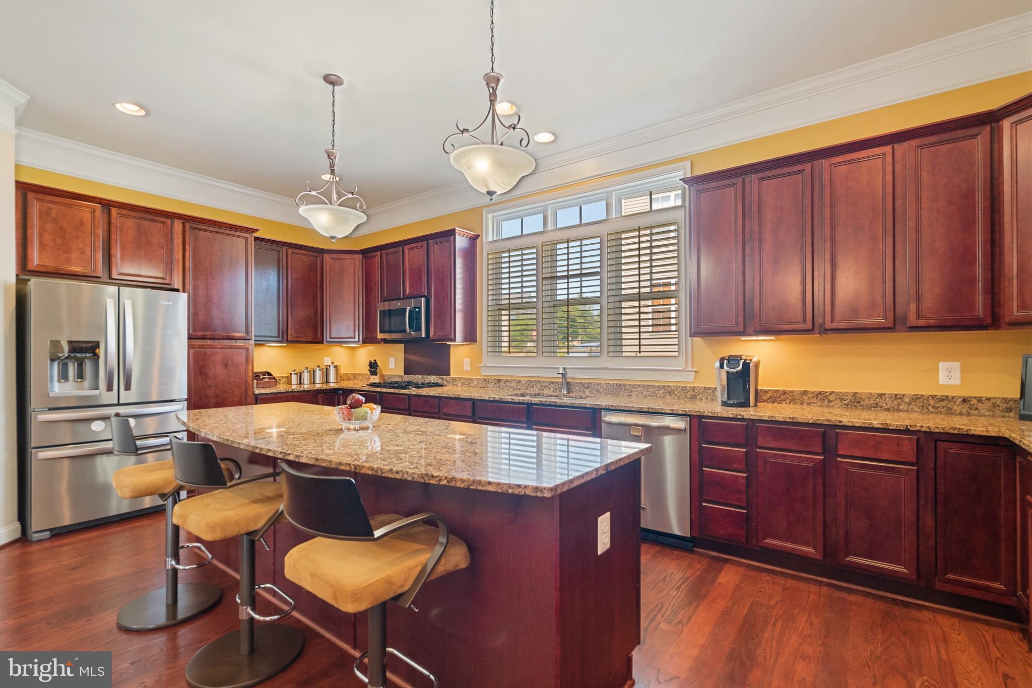 PEMBROOKE/VICTORY LAKES - Residential