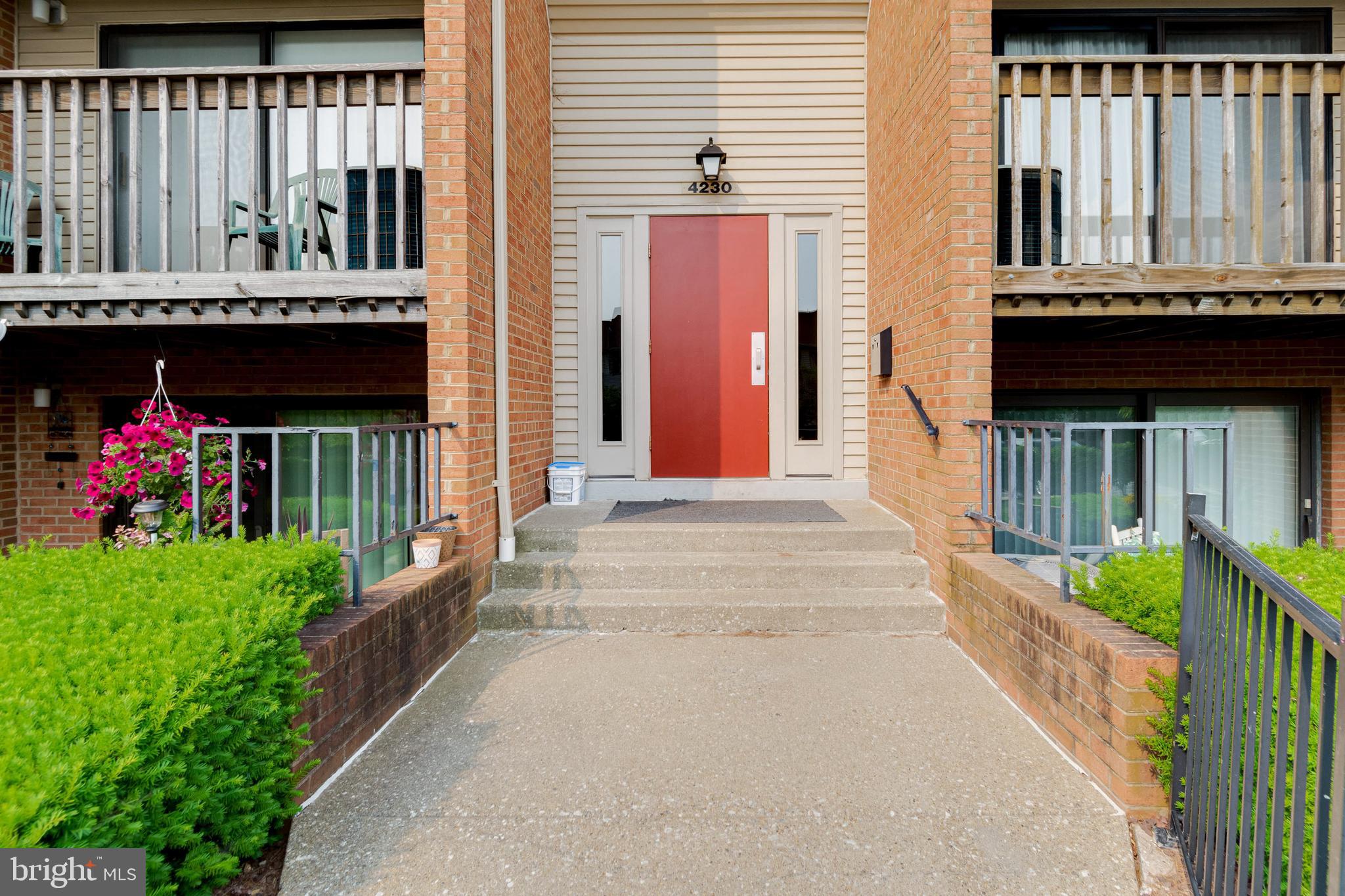 ROBERTS FIELD - Residential