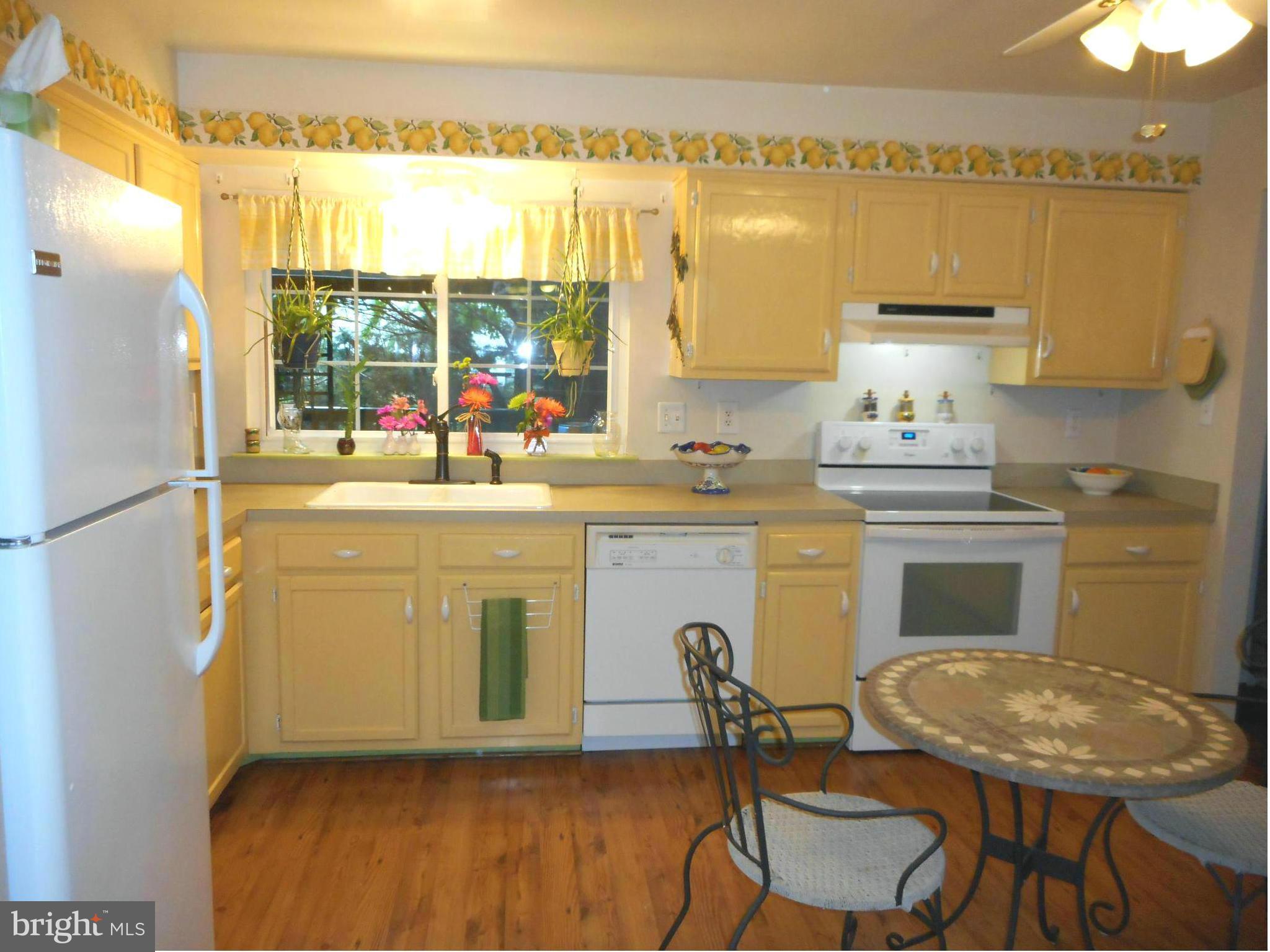 ST CHARLES SUB - HAMPSHIRE - Residential