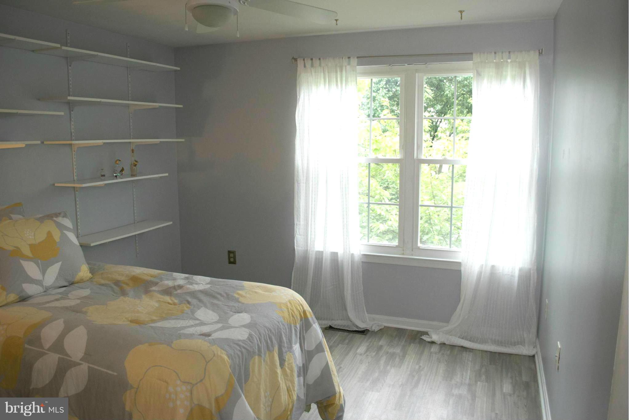 ST CHARLES SUB - HAMPSHIRE - Residential