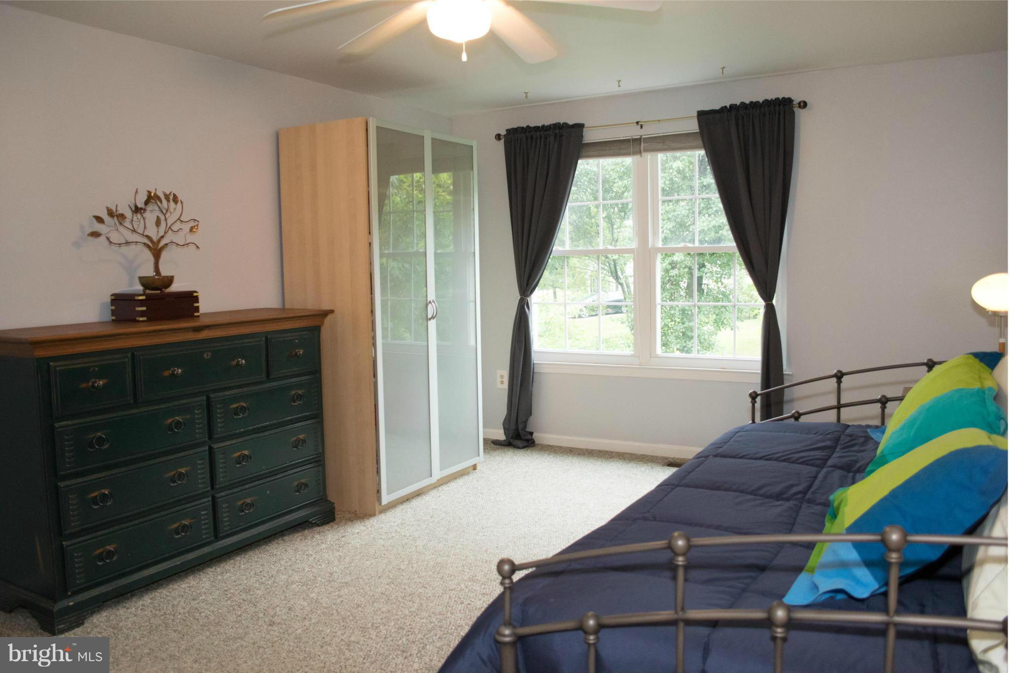 ST CHARLES SUB - HAMPSHIRE - Residential