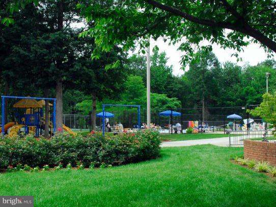 ST CHARLES SUB - HAMPSHIRE - Residential