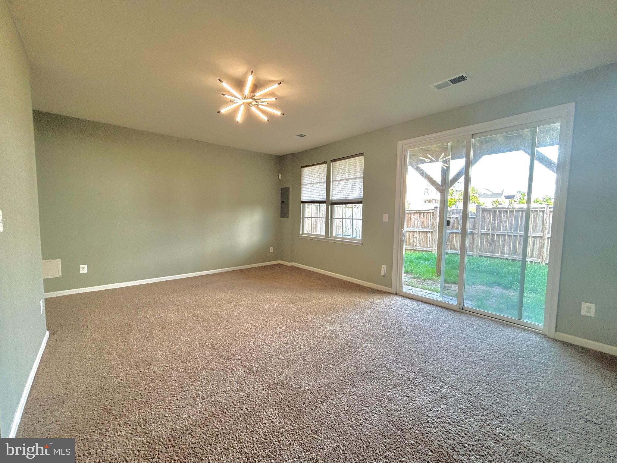 EMBREY MILL - Residential Lease