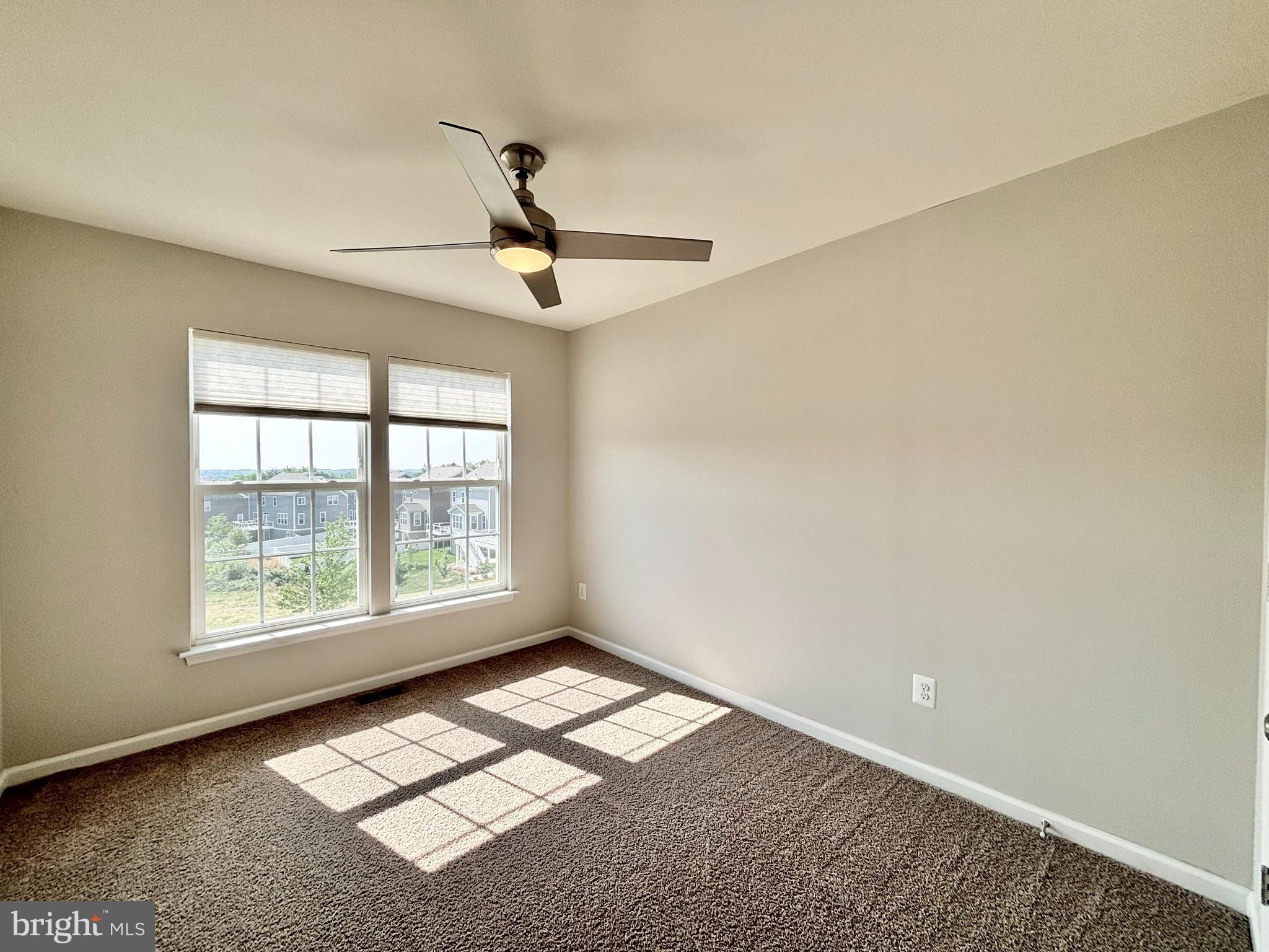 EMBREY MILL - Residential Lease