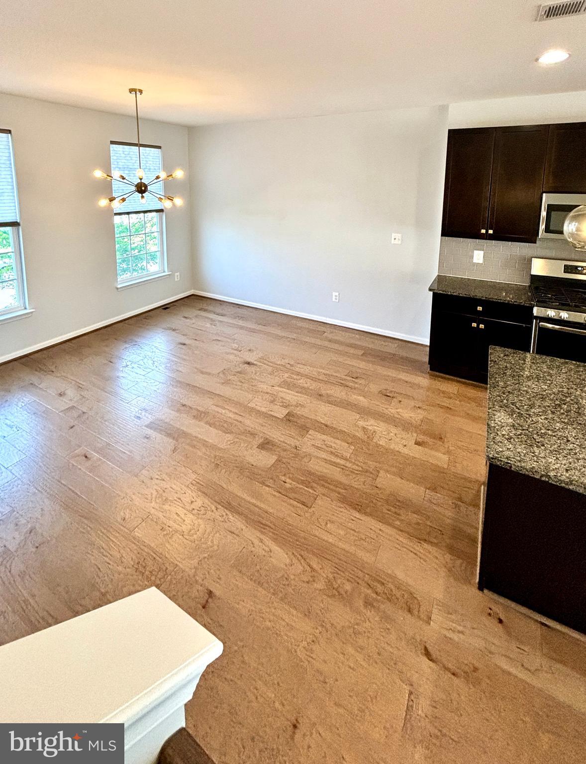 EMBREY MILL - Residential Lease