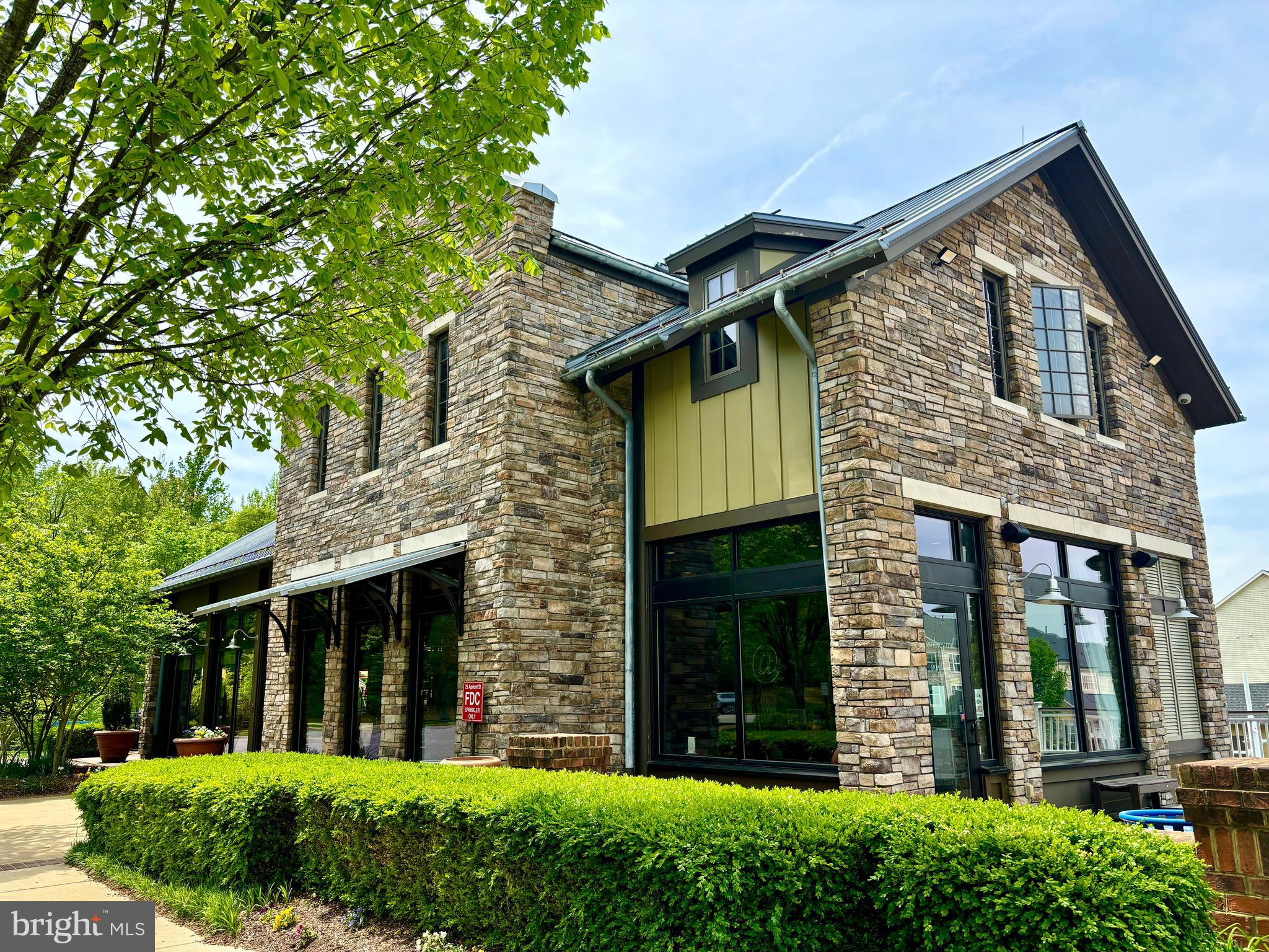 EMBREY MILL - Residential Lease