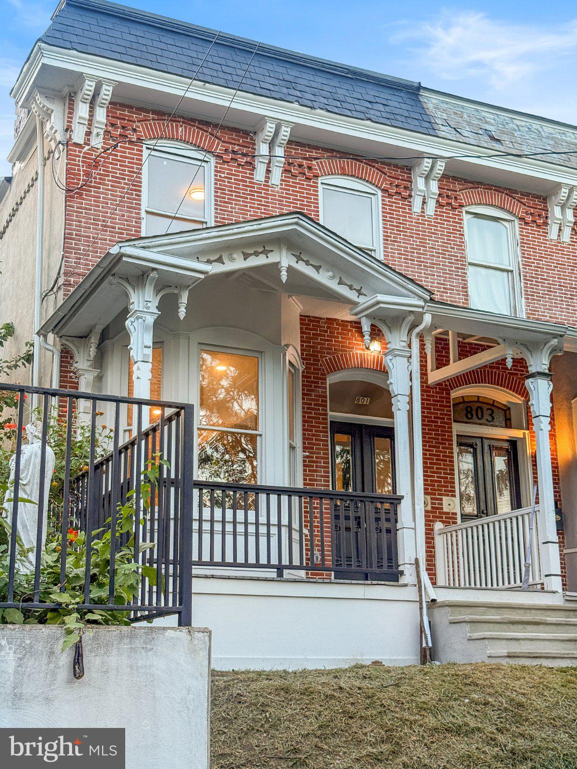 801 N VAN BUREN STREET