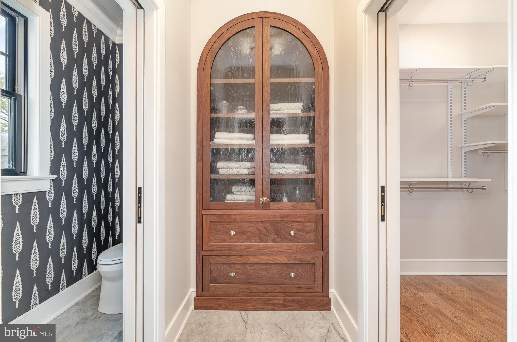 GLENDALE ESTATES - Residential