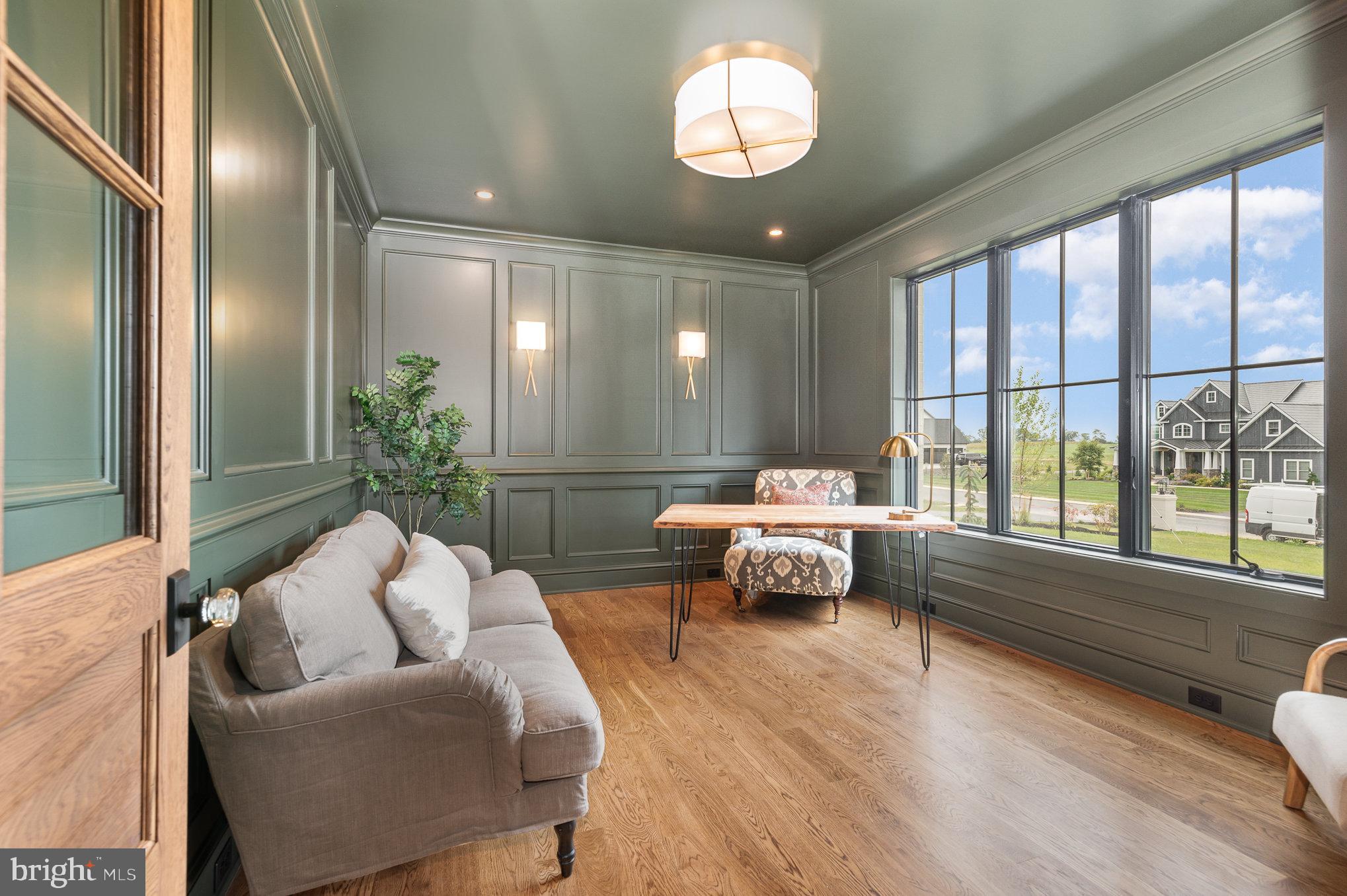 GLENDALE ESTATES - Residential