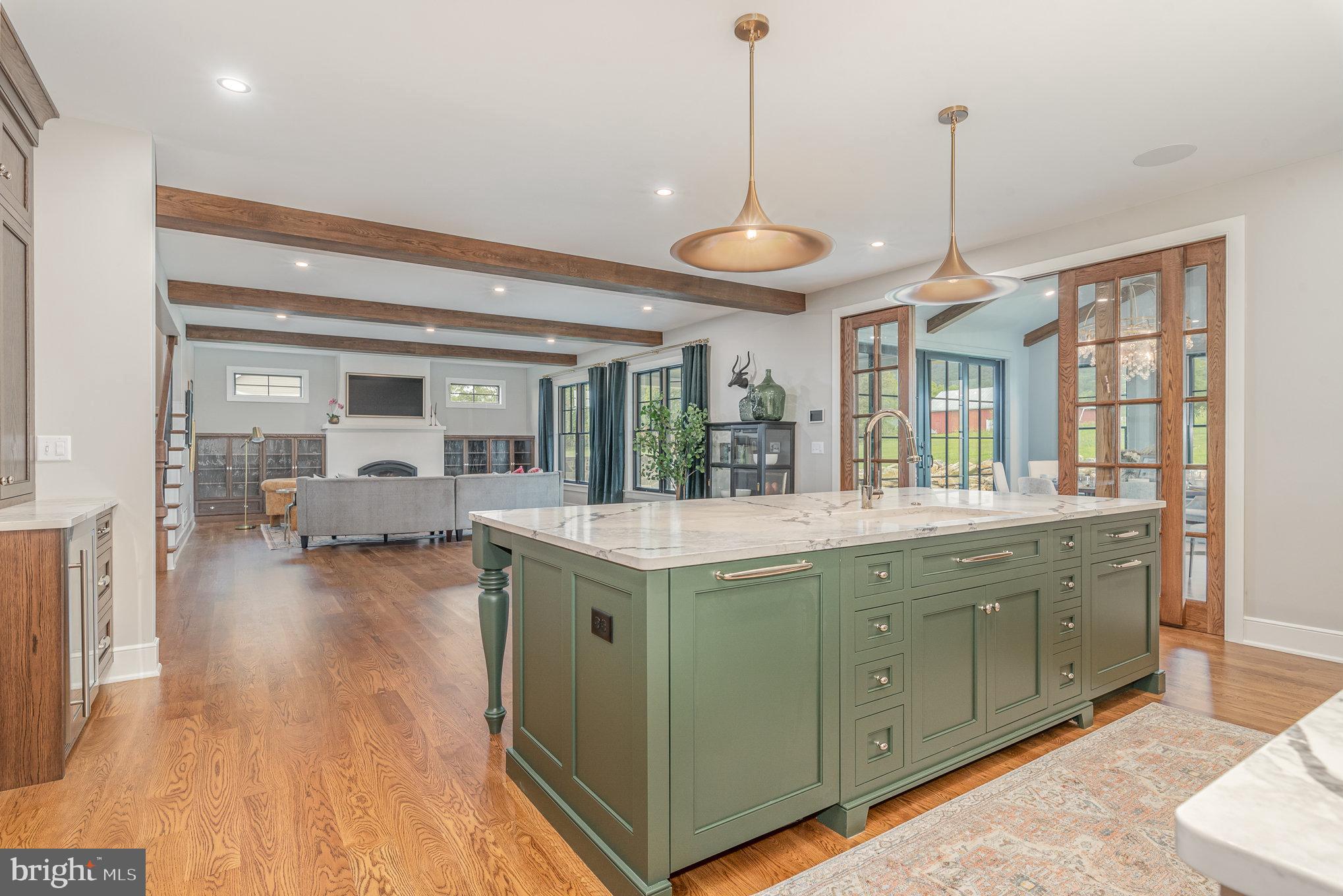 GLENDALE ESTATES - Residential