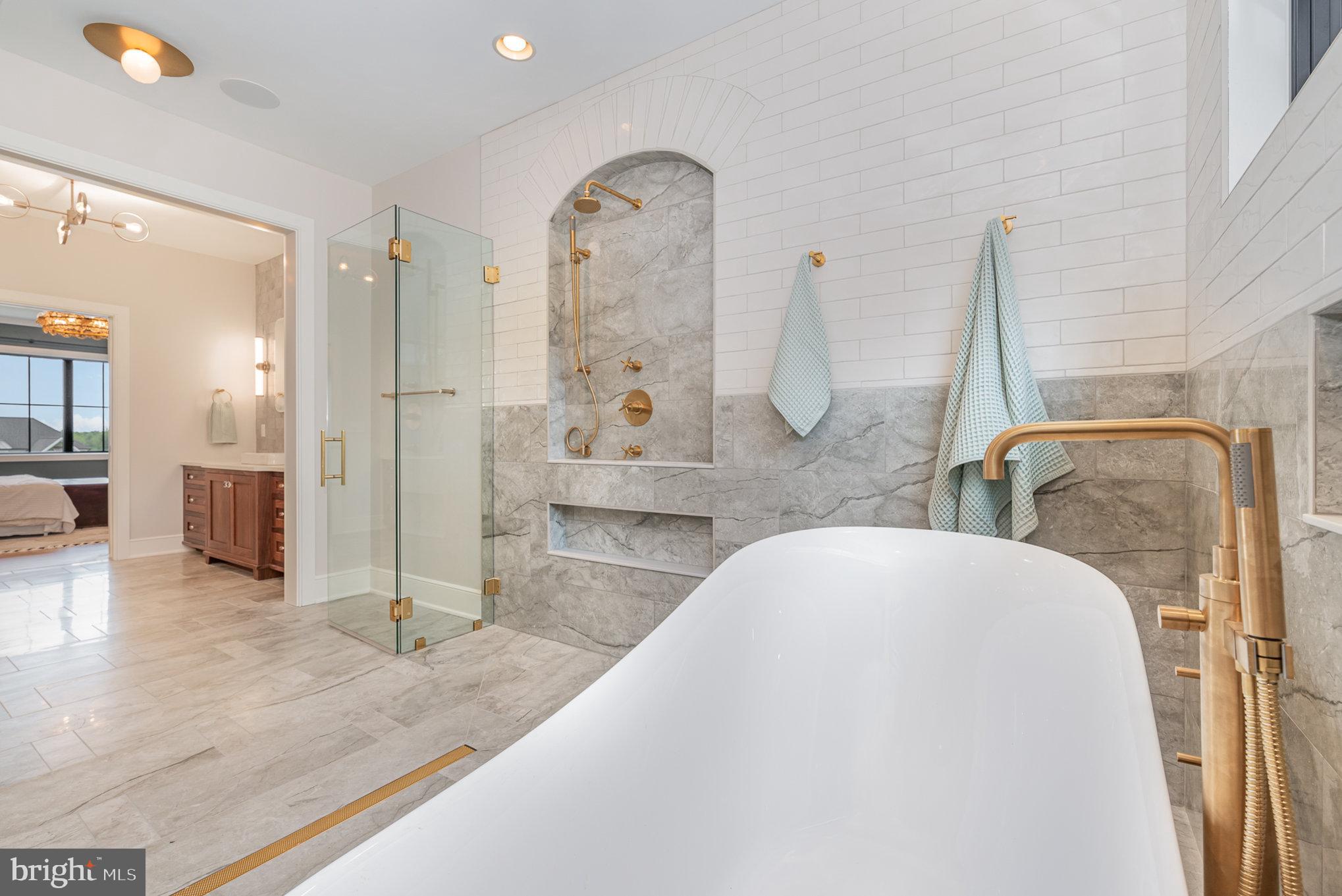 GLENDALE ESTATES - Residential