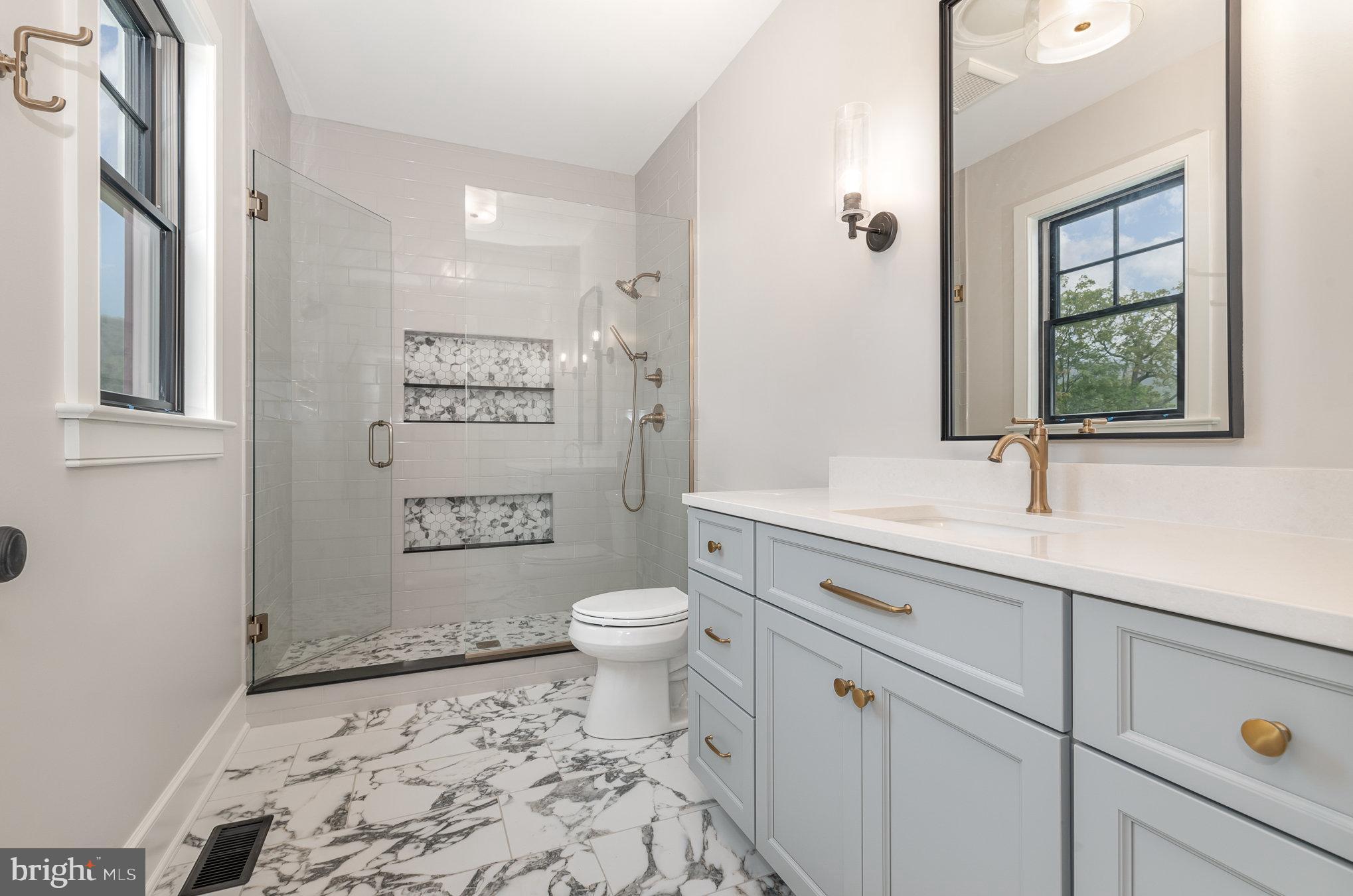 GLENDALE ESTATES - Residential