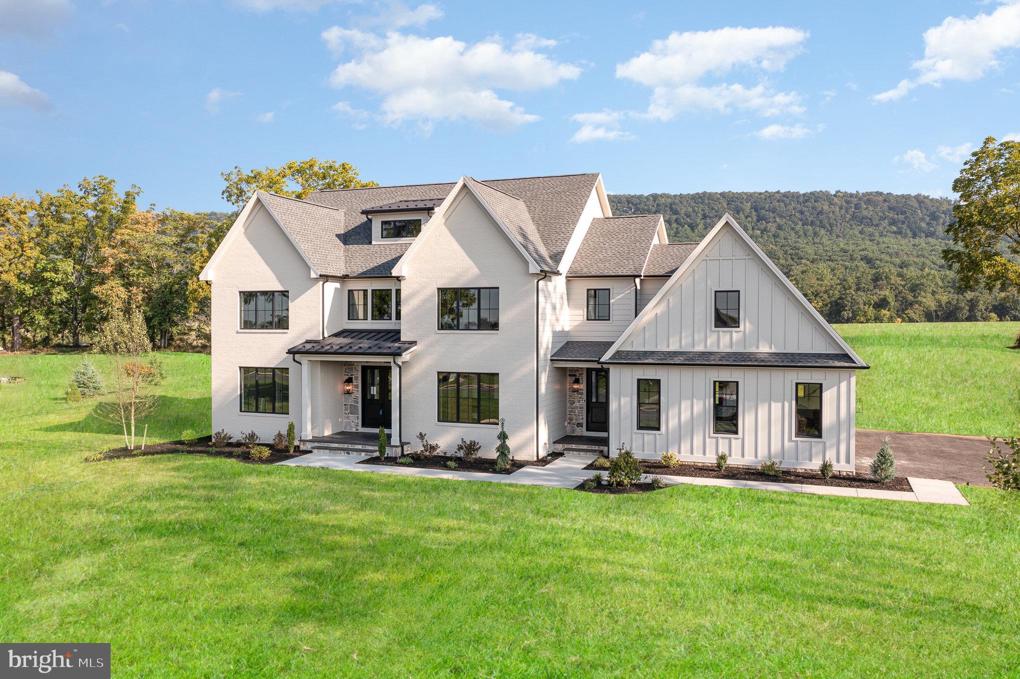 GLENDALE ESTATES - Residential