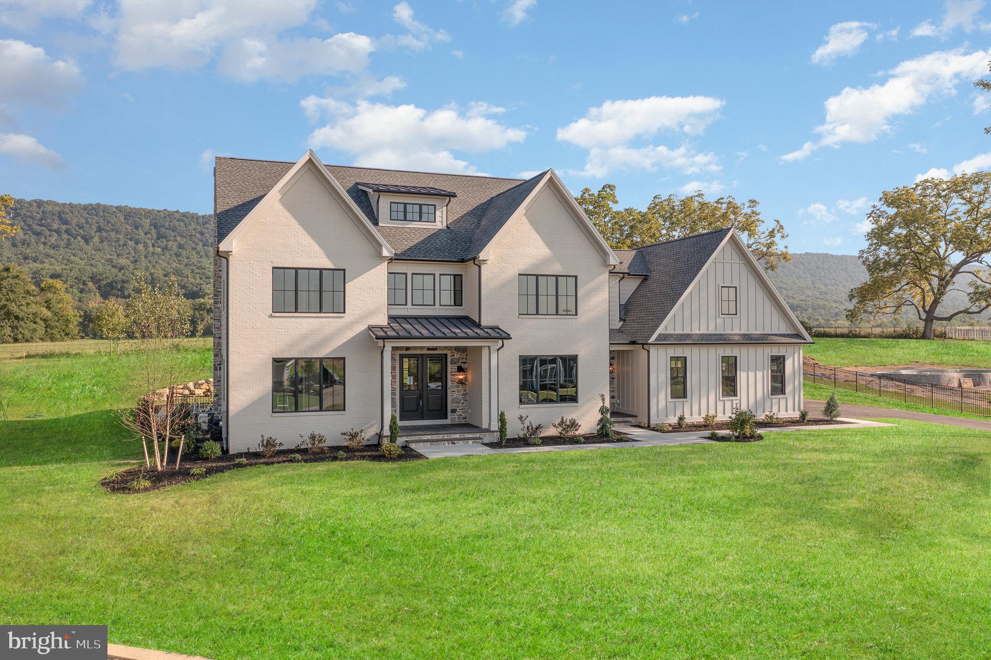 GLENDALE ESTATES - Residential