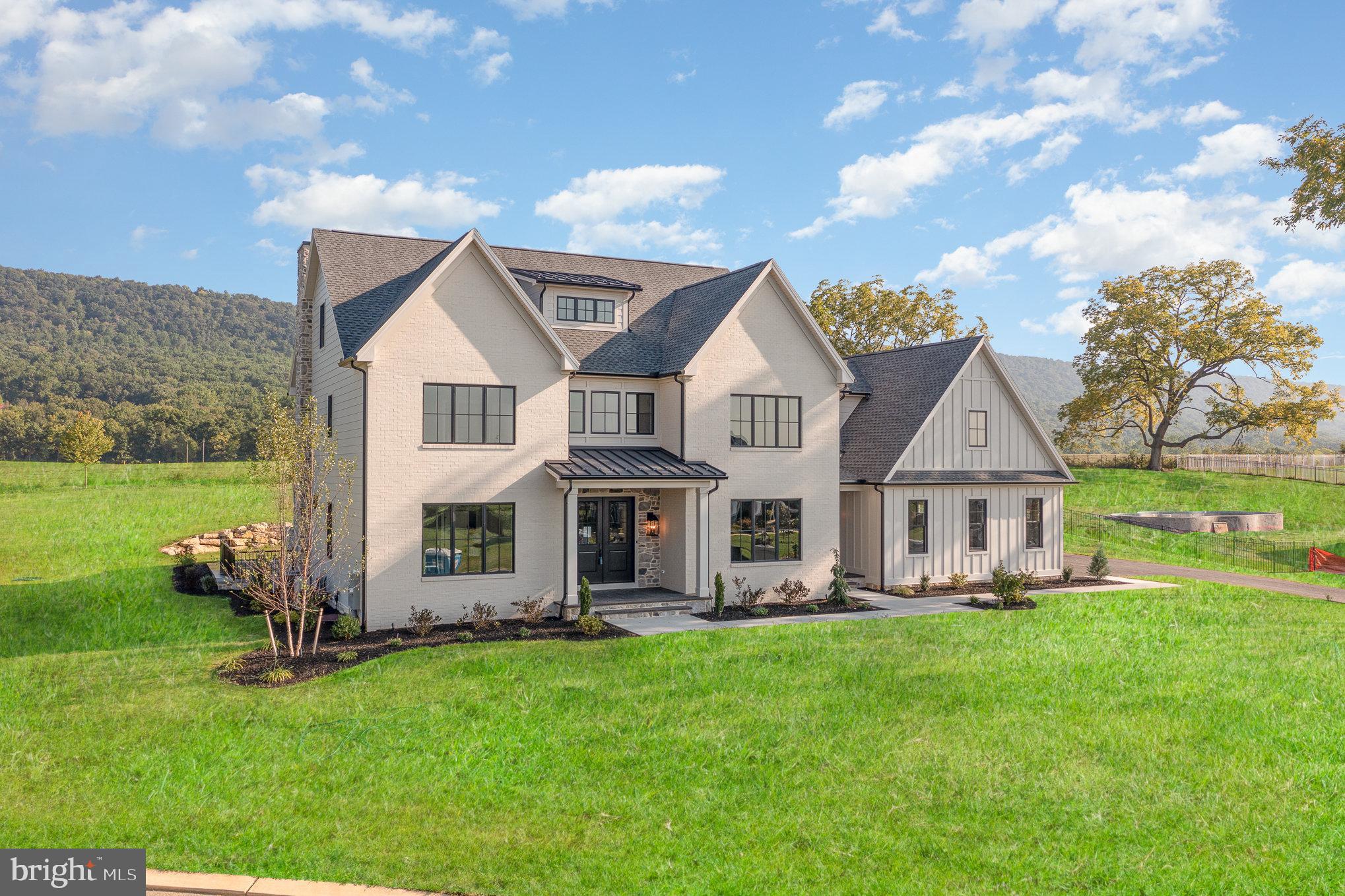 GLENDALE ESTATES - Residential