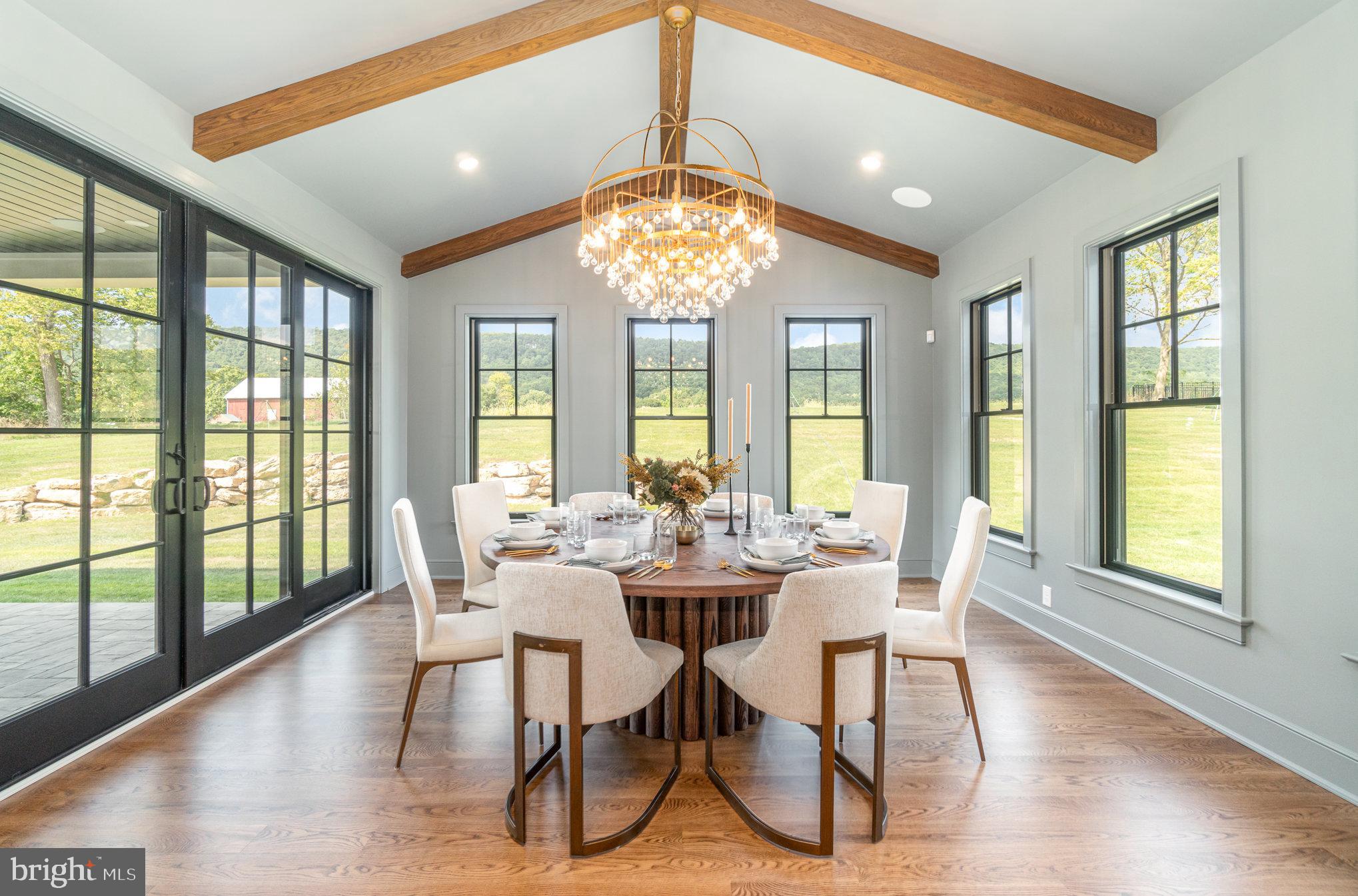 GLENDALE ESTATES - Residential