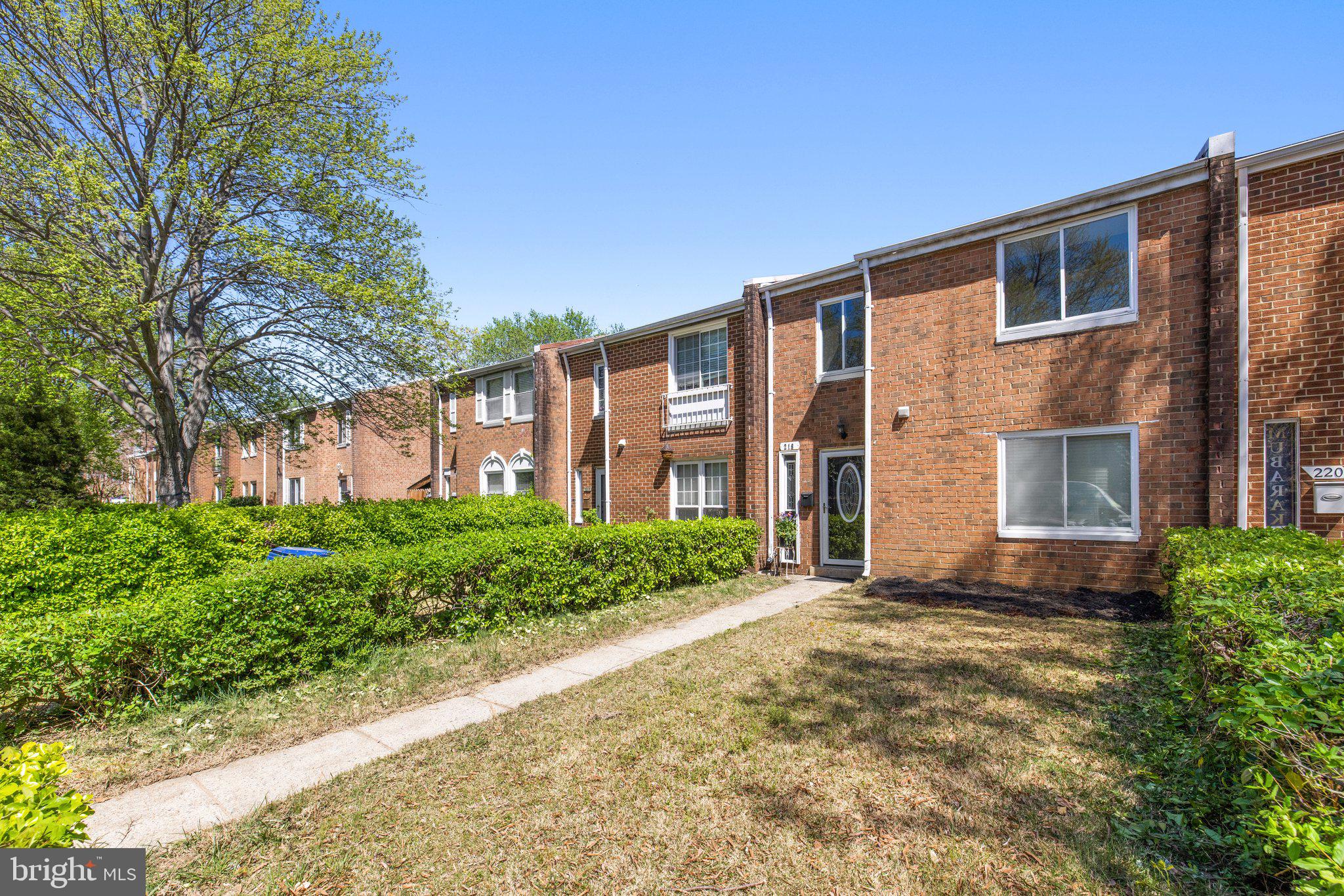 STEVENSON SQUARE - Residential