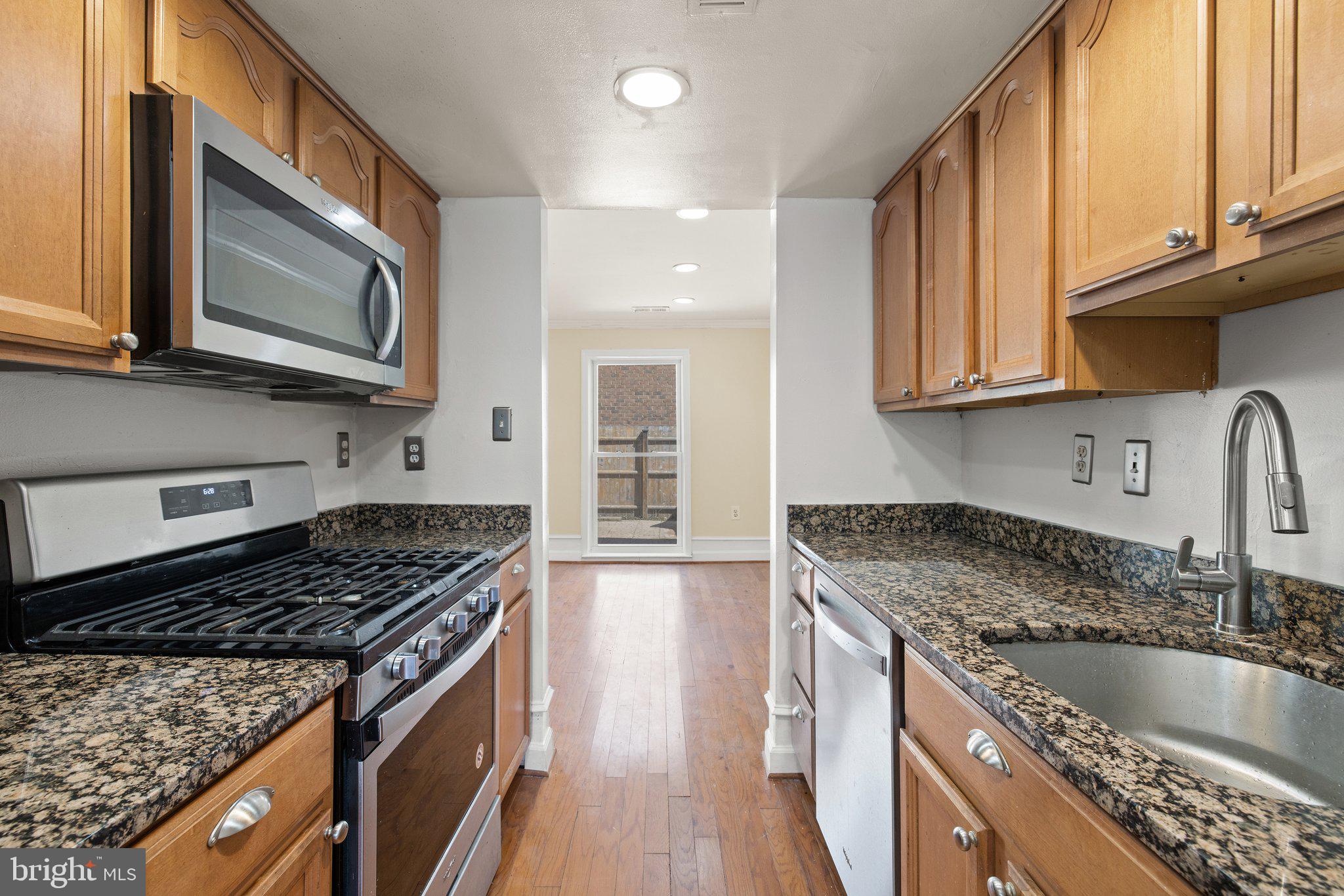 STEVENSON SQUARE - Residential