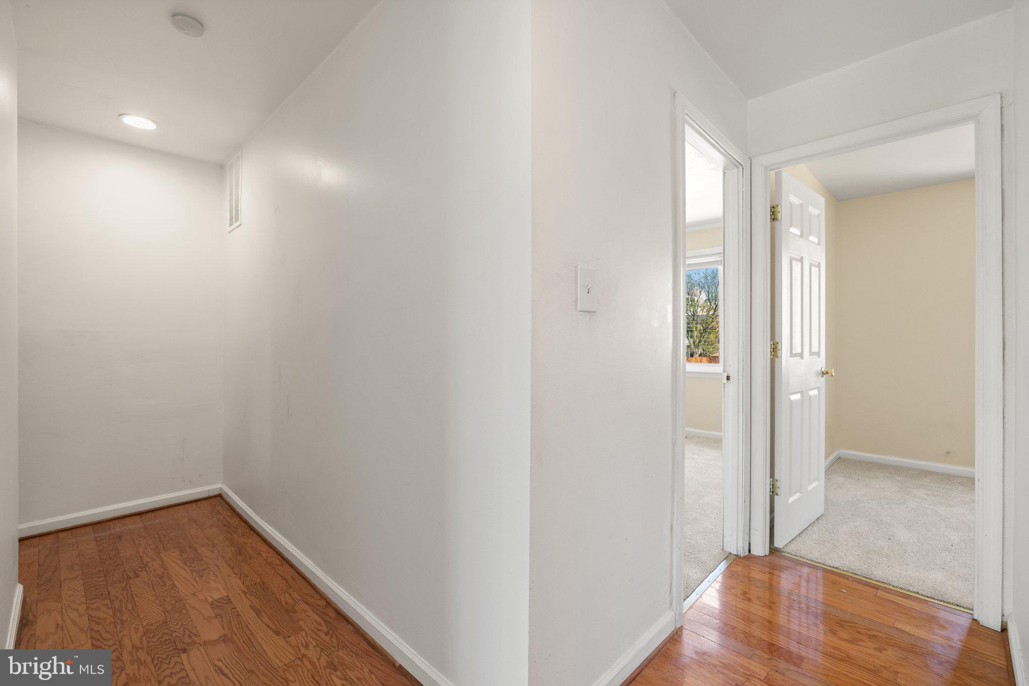 STEVENSON SQUARE - Residential