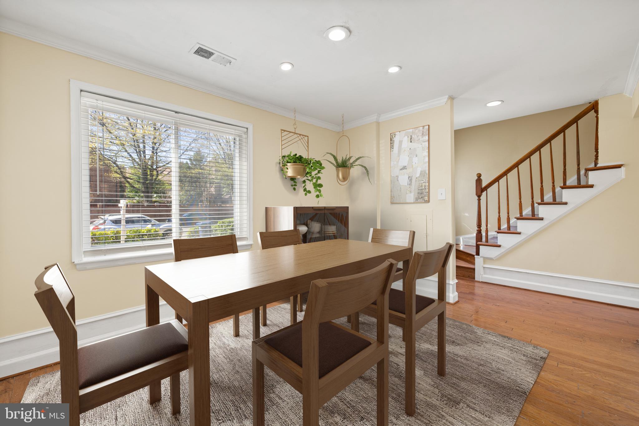 STEVENSON SQUARE - Residential