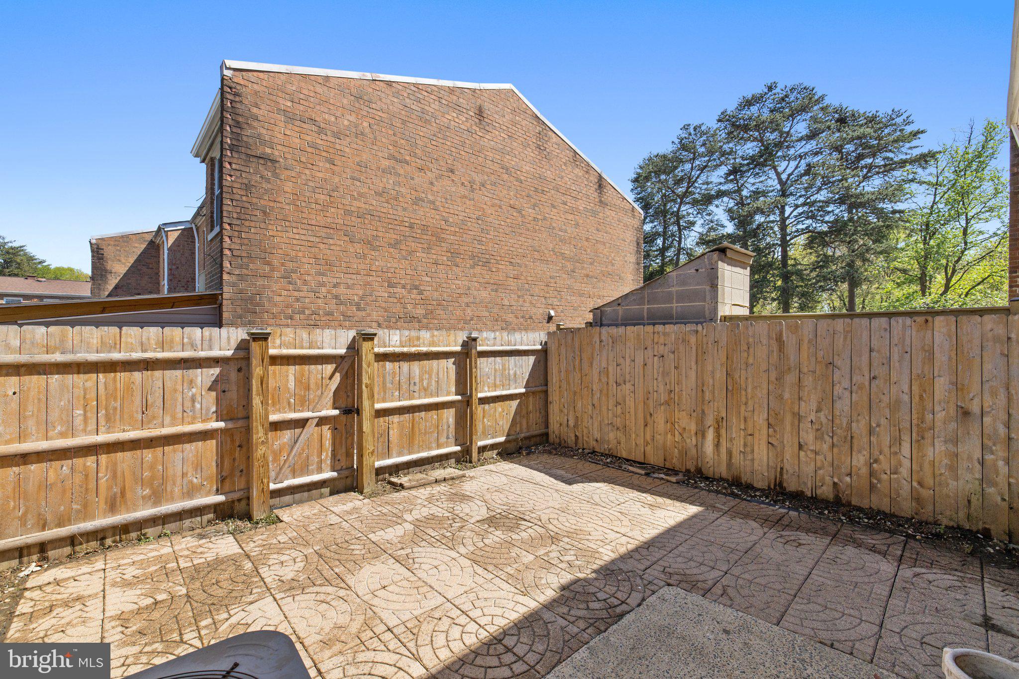 STEVENSON SQUARE - Residential