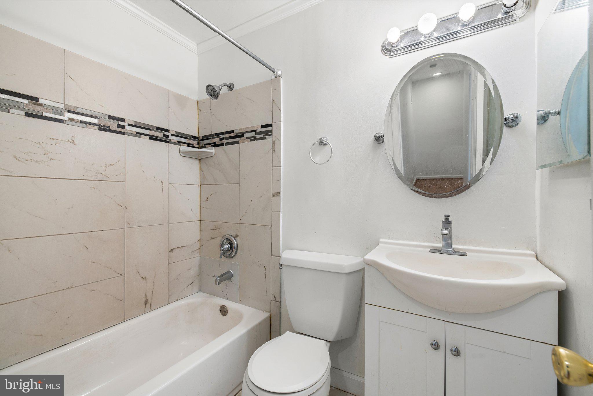 STEVENSON SQUARE - Residential