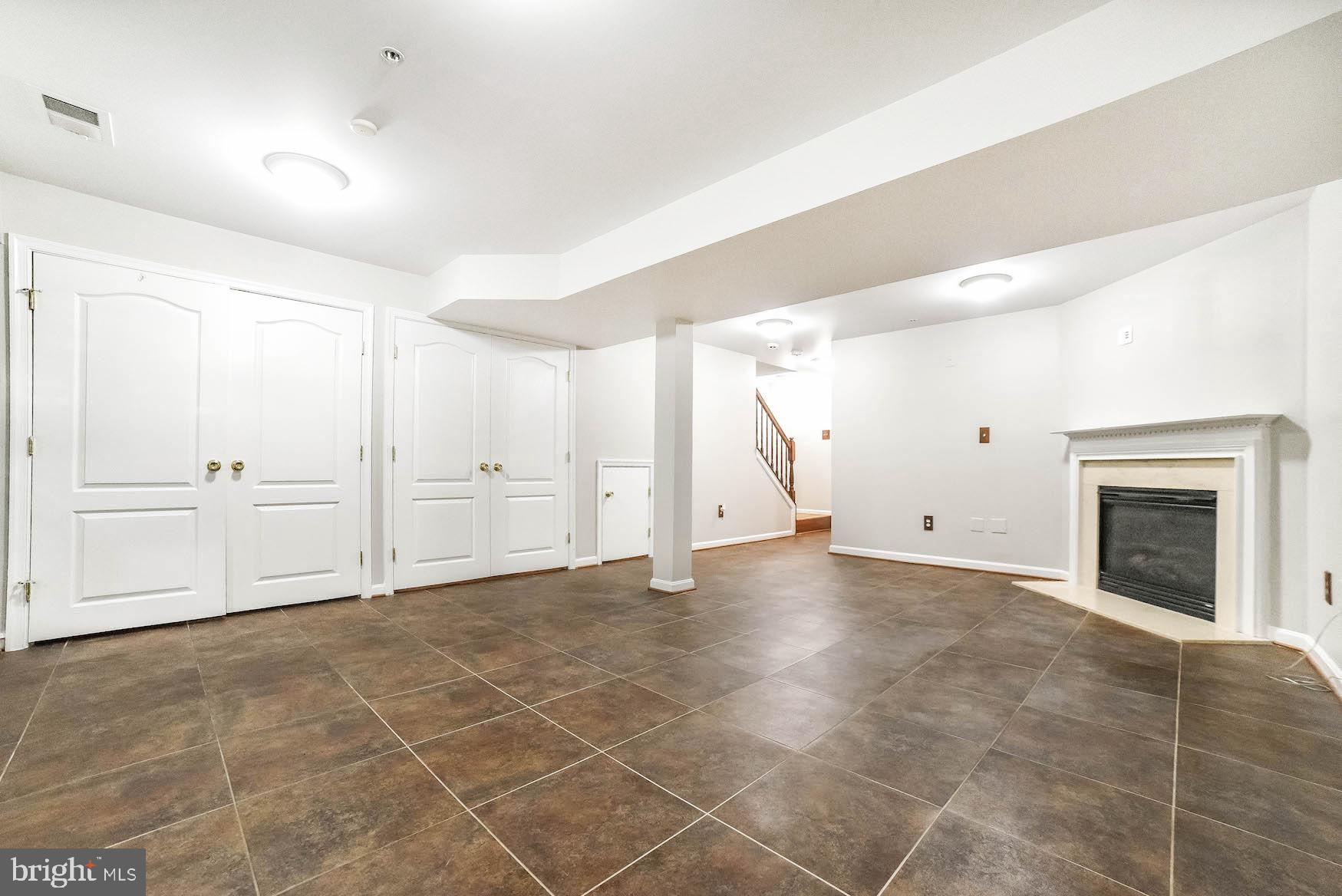 PEGG RUN TOWNHOMES - Residential