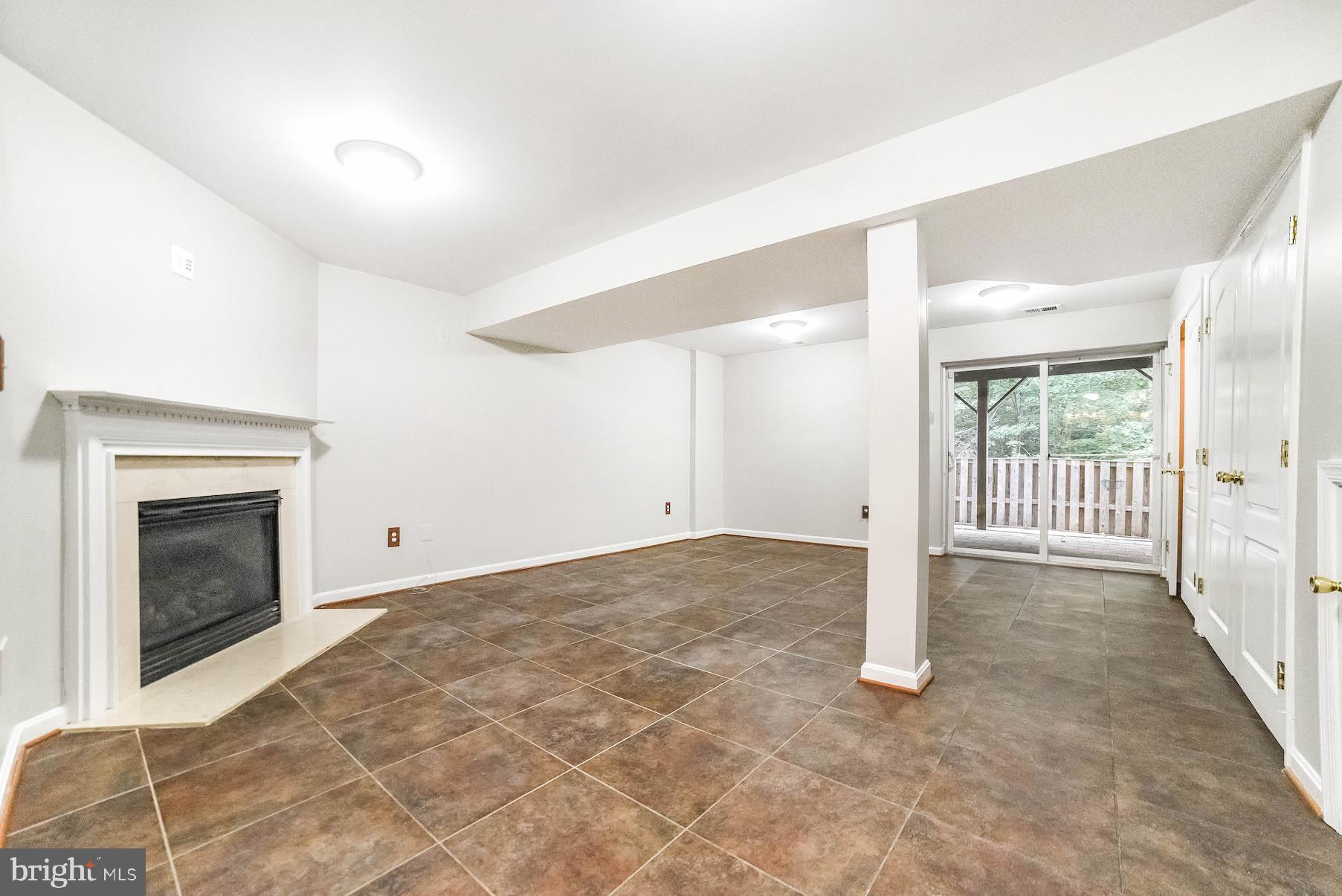 PEGG RUN TOWNHOMES - Residential