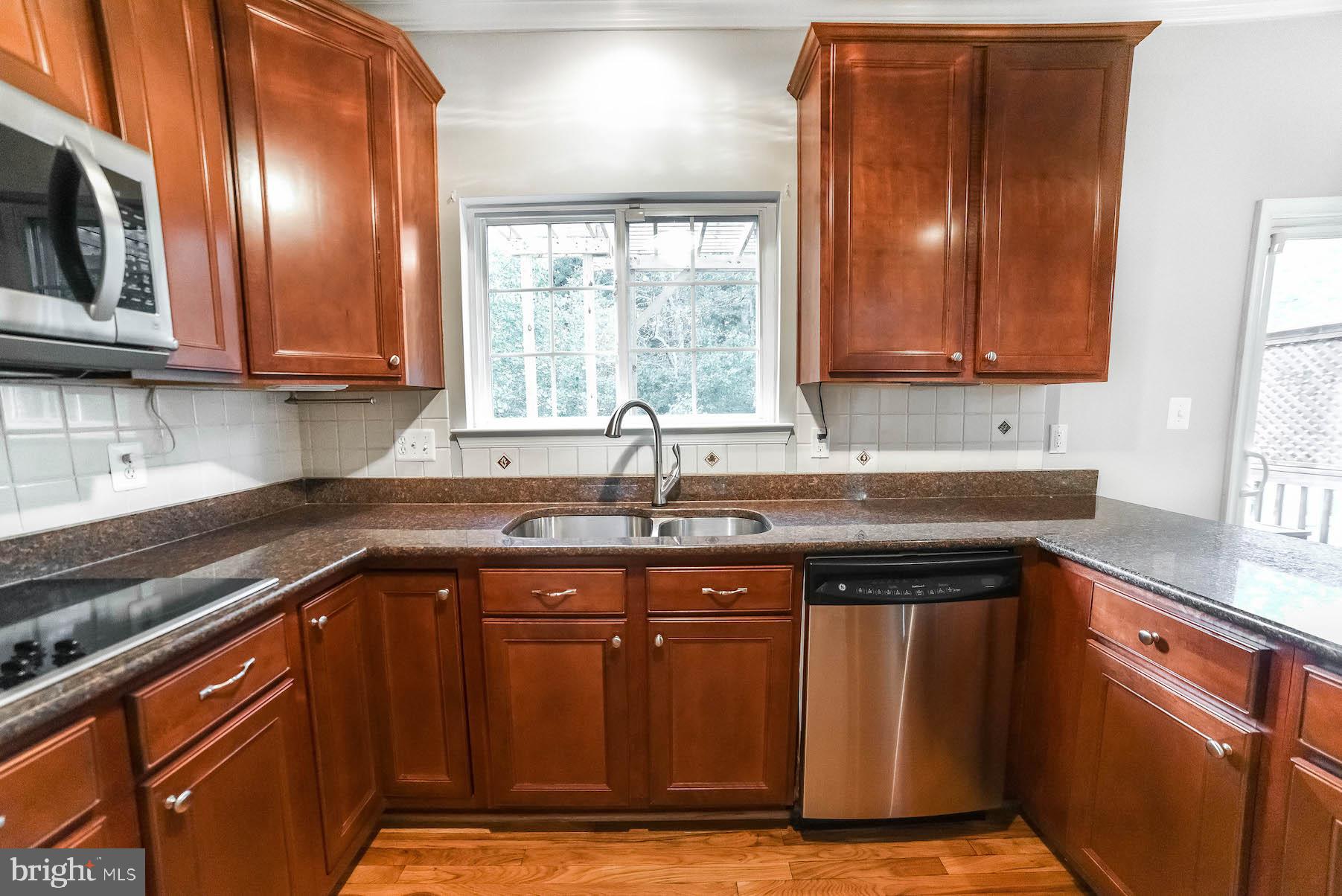 PEGG RUN TOWNHOMES - Residential