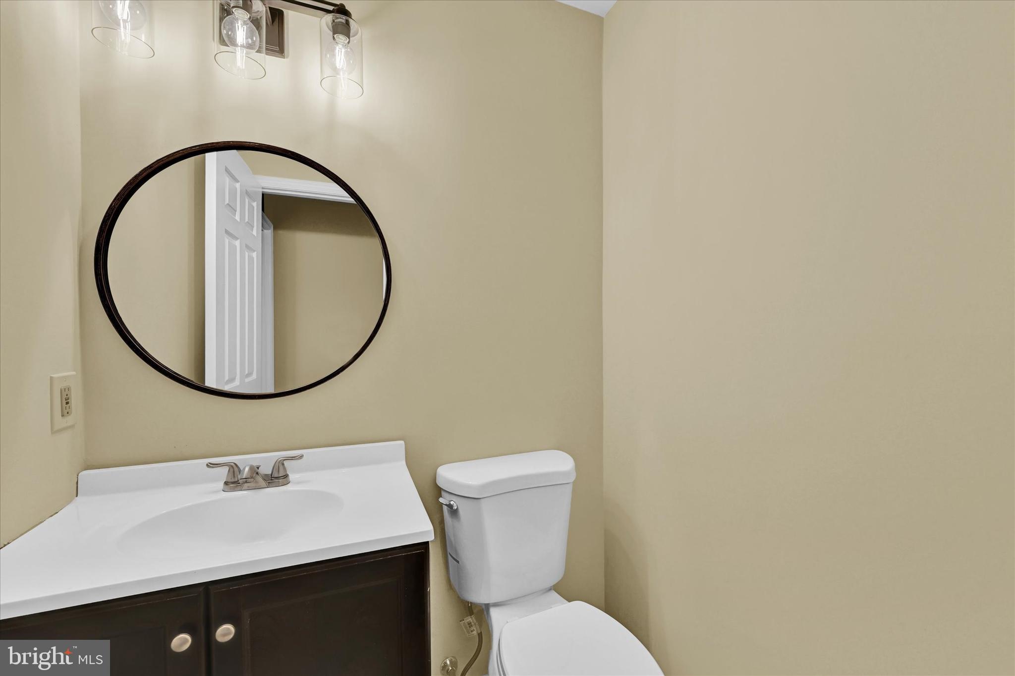 COPPERFIELD AT FIVE FRM - Residential Lease