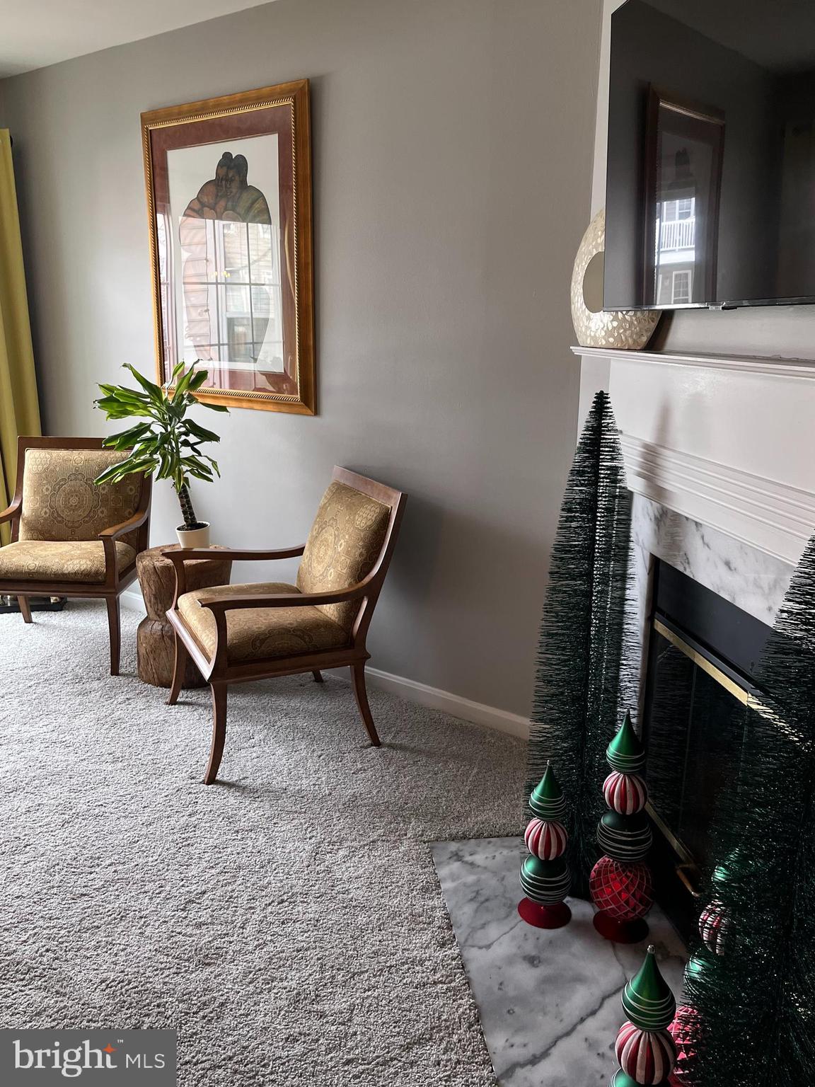 KINGS COUNCIL CONDO - Residential