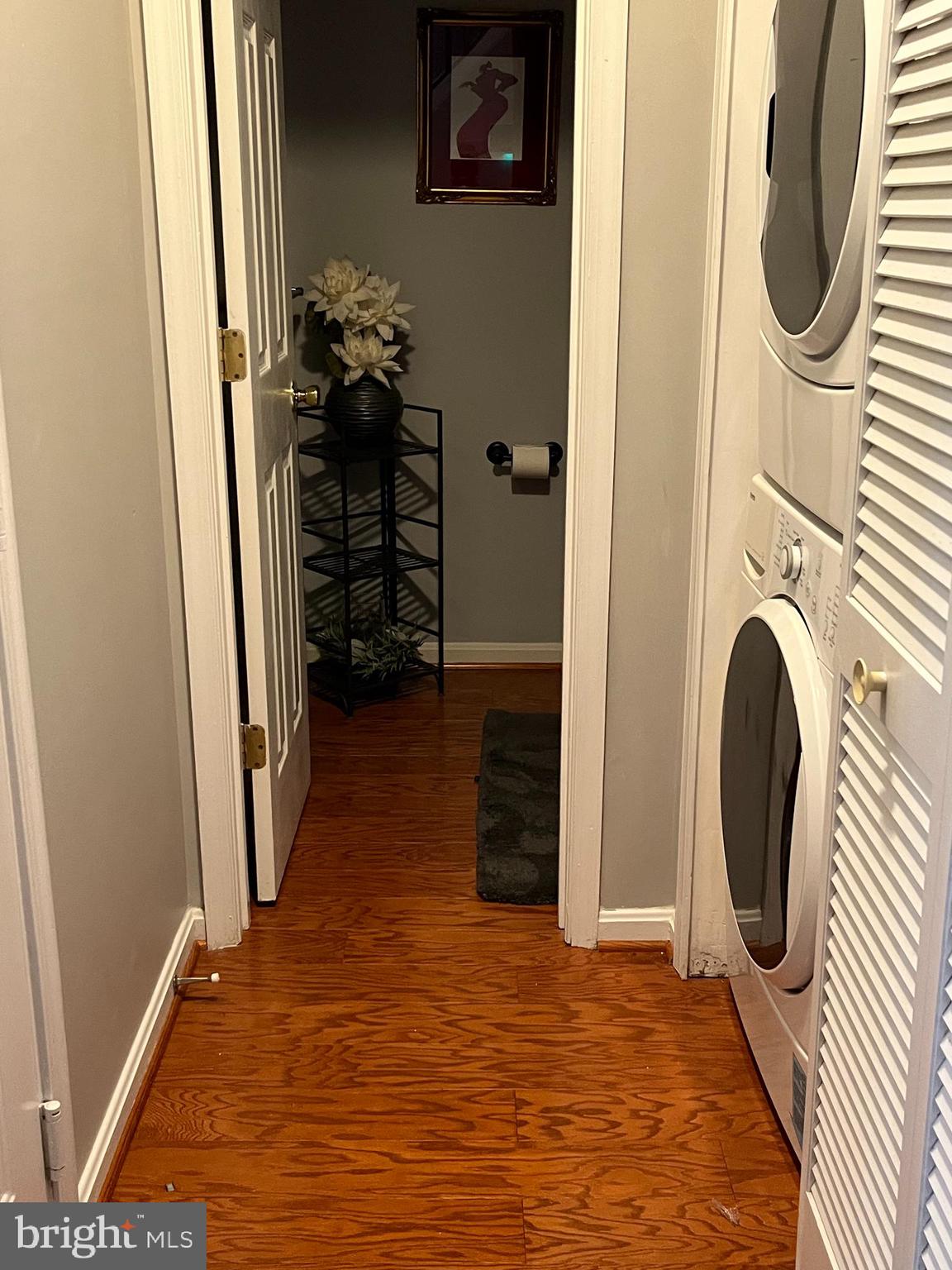 KINGS COUNCIL CONDO - Residential