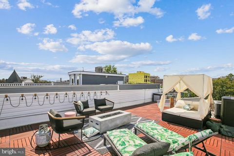 3912 NW 8TH STREET NW PH-2 WASHINGTON DC 20011