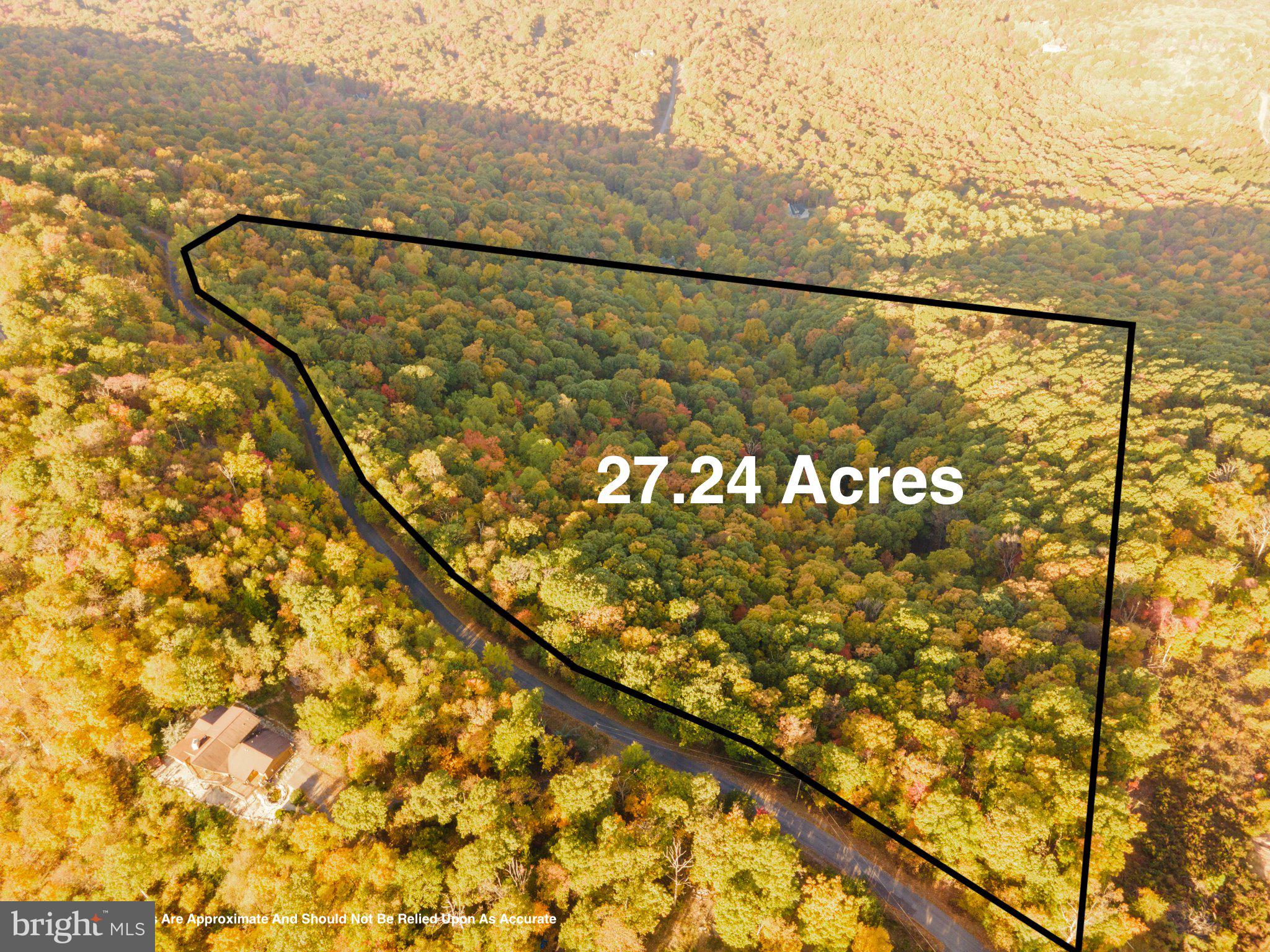 ROUND TOP ESTATES - Land