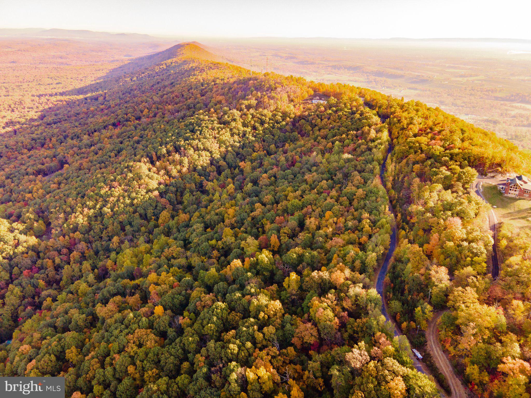 ROUND TOP ESTATES - Land