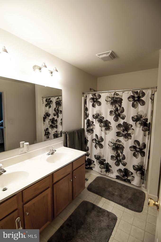 QUAIL HOLLOW - Residential