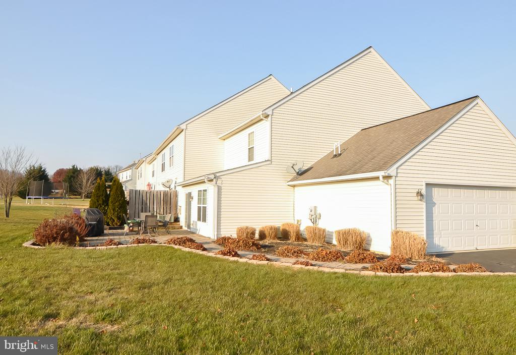 QUAIL HOLLOW - Residential