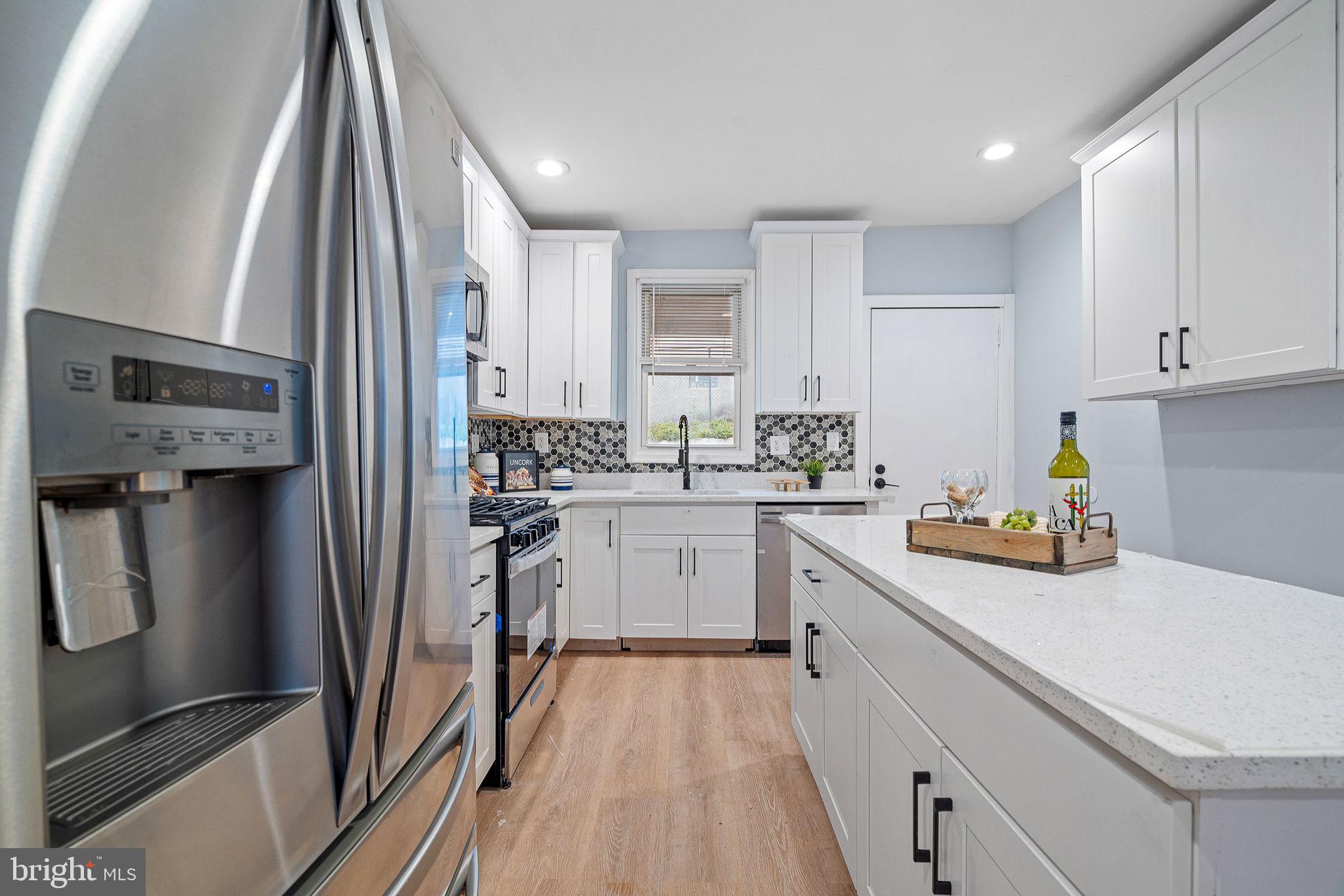 WINSTON GOVANS - Residential