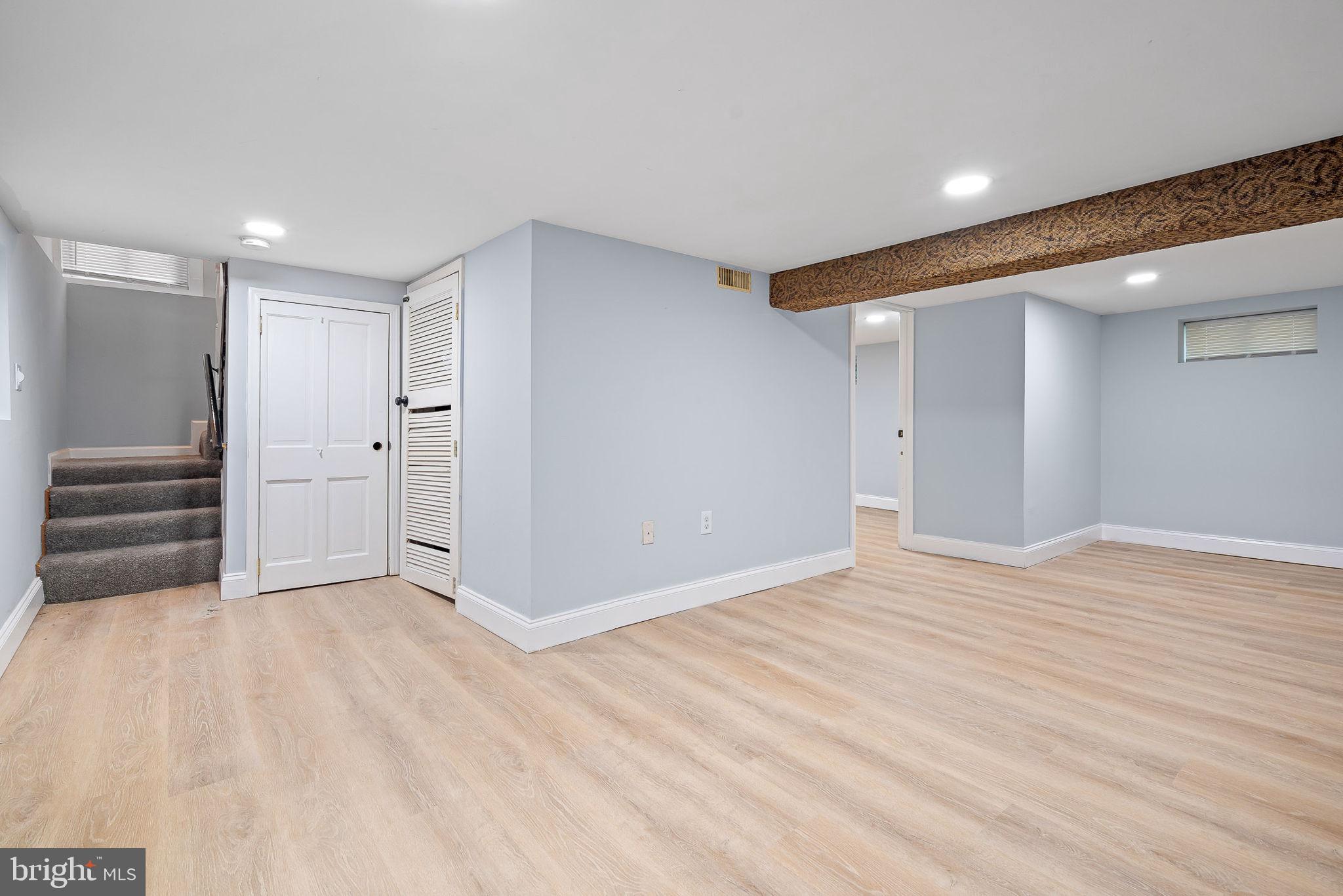 WINSTON GOVANS - Residential