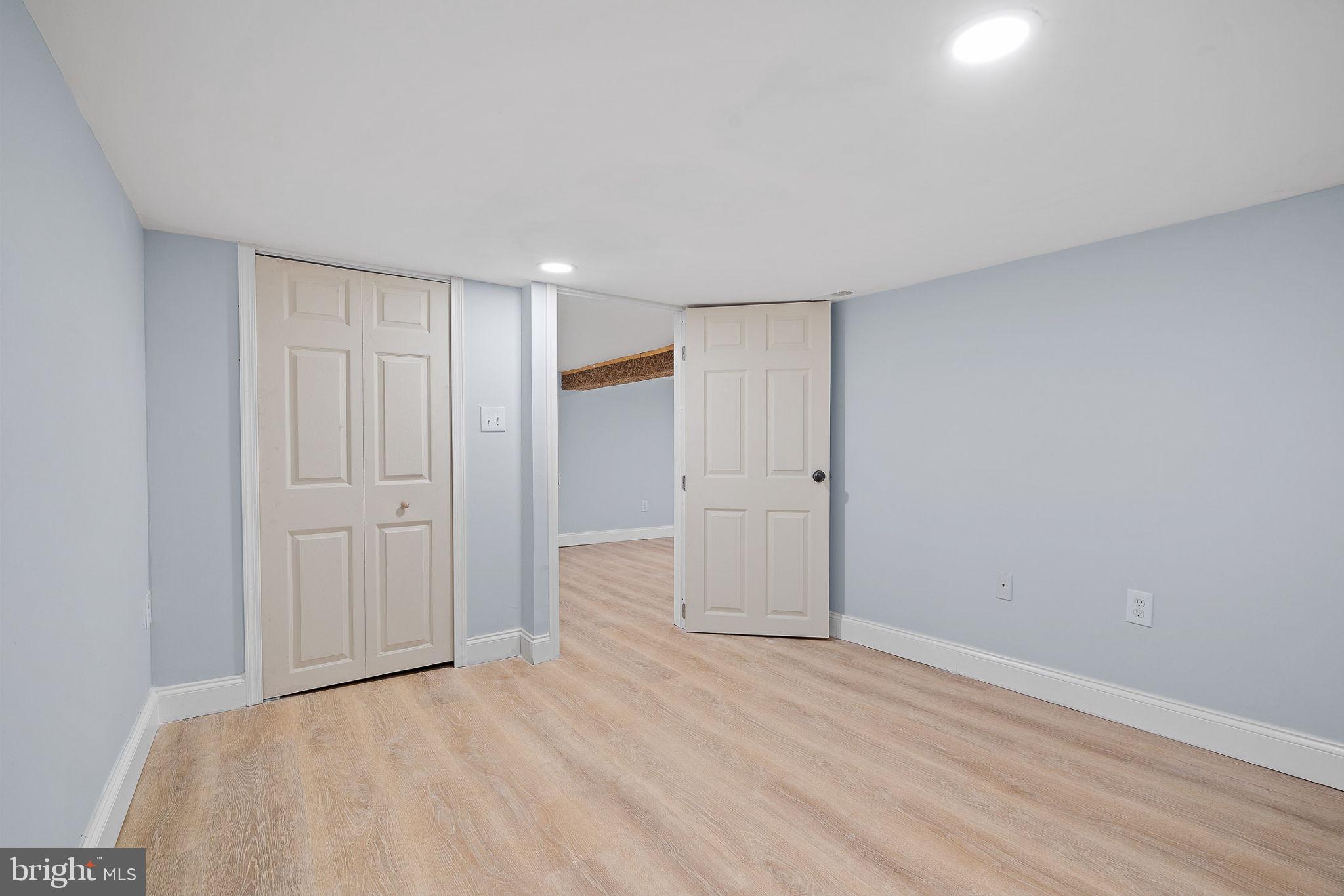 WINSTON GOVANS - Residential