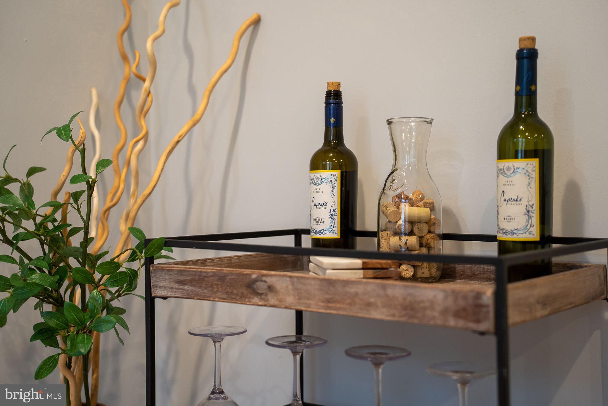 WINSTON GOVANS - Residential